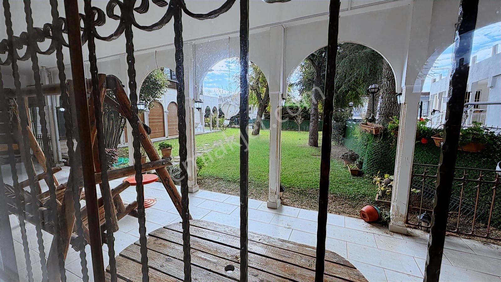 Silivri Parkköy Mevkiinde 6+2 Müstakil Satılık Villa - Görsel 18