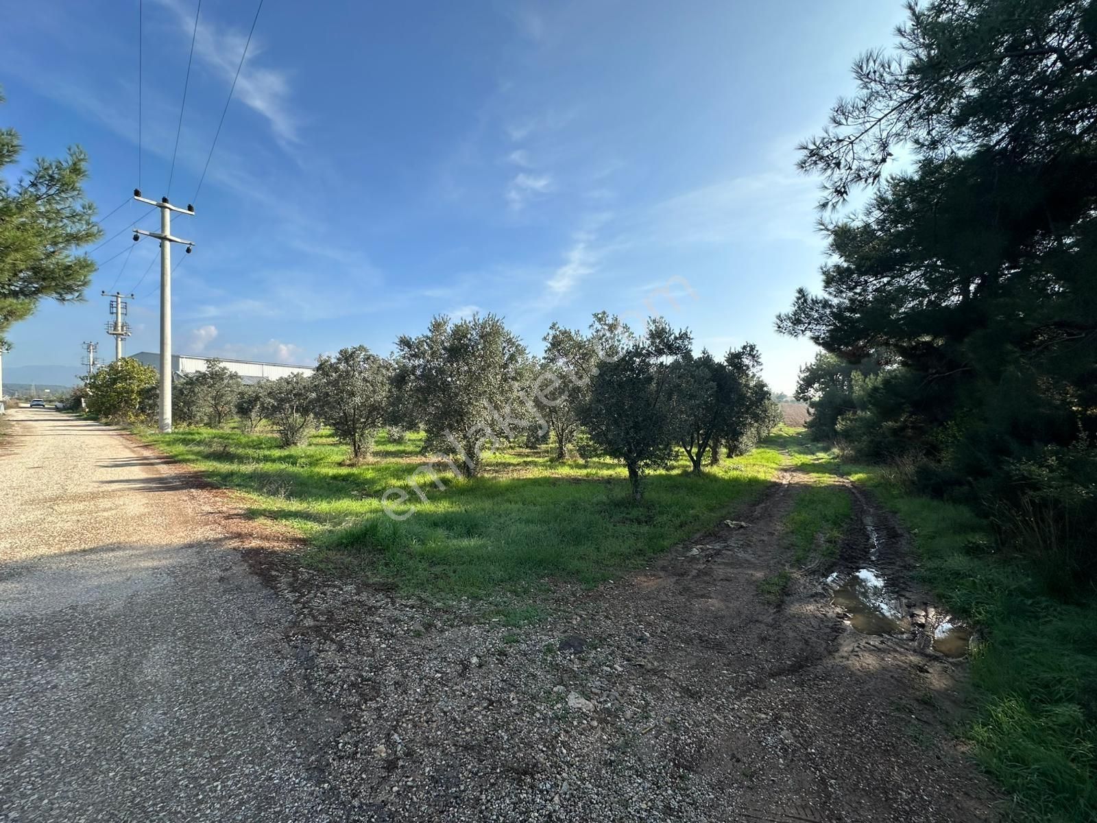 Öz-er Gayrimenkul'den Satılık Mükemmel Konumda Müstakil Arsa - Görsel 2