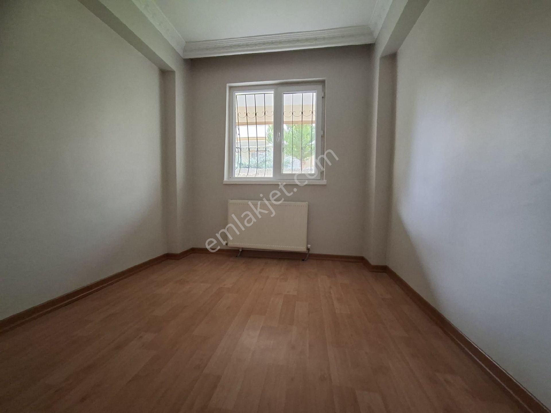 Muradiye Lisesi Arkası 3+1 110m2 Asansörlü Kot Dairemiz Kombi Petek - Görsel 10