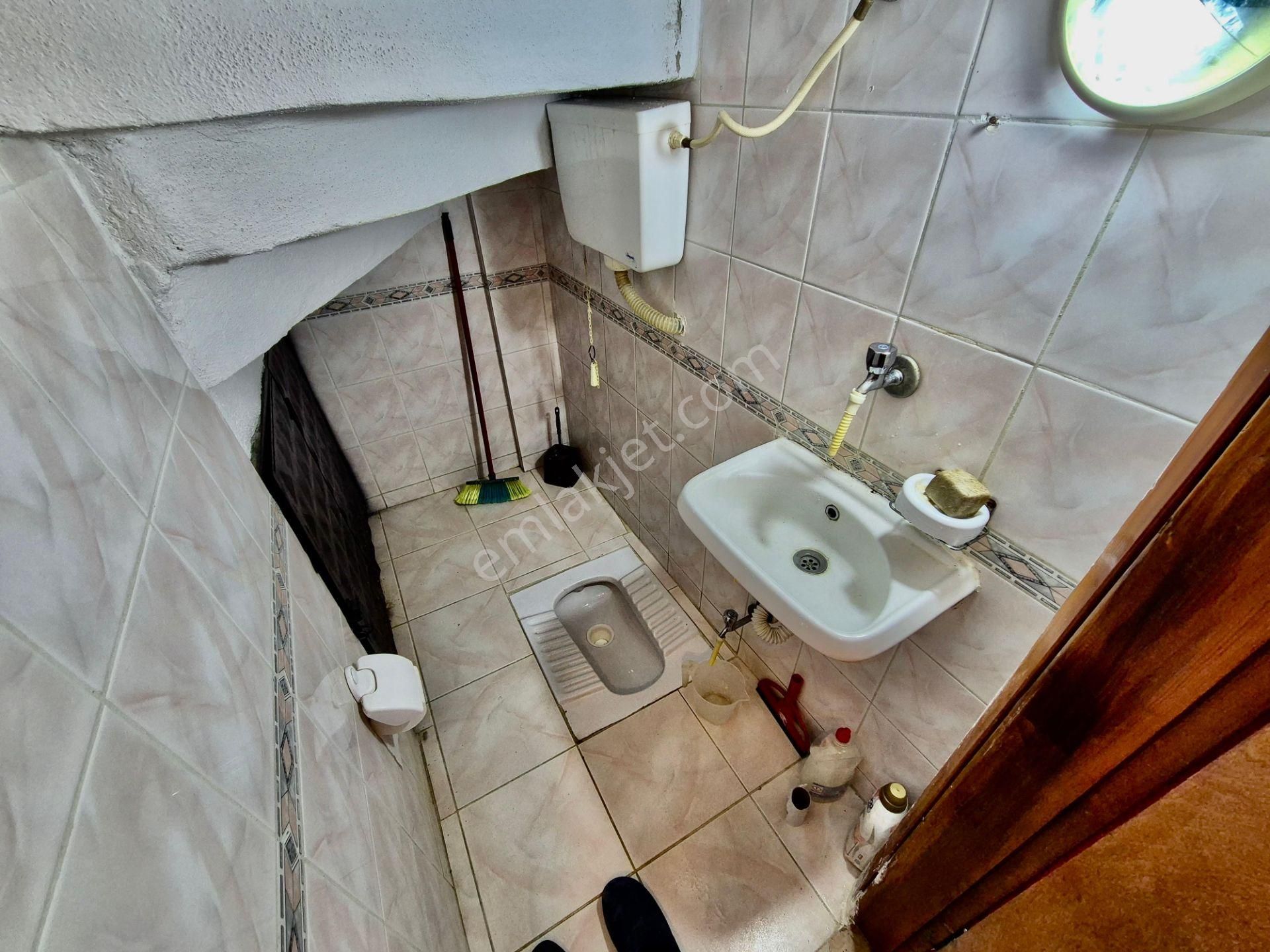 ▓tek Yetkili Karabuluttan Deniz Manzaralı & Bahçeli 4+1 Villa - Görsel 26