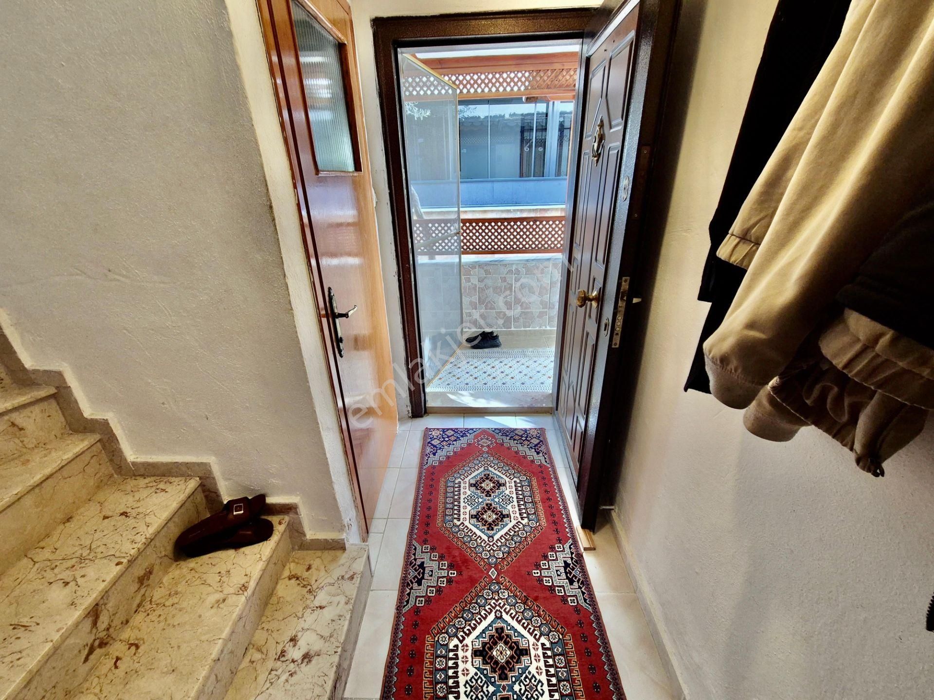 ▓tek Yetkili Karabuluttan Deniz Manzaralı & Bahçeli 4+1 Villa - Görsel 25
