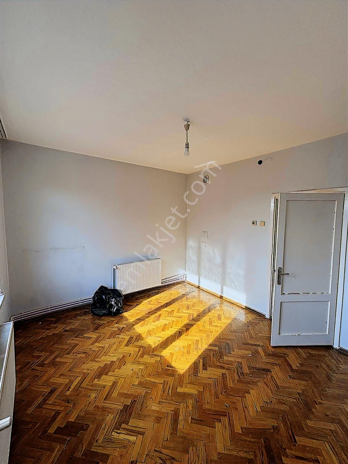 Erdem Konut Gayrimenkul Den Aydınlıkevler Mah 3+1 Kiralık Daire - Görsel 15