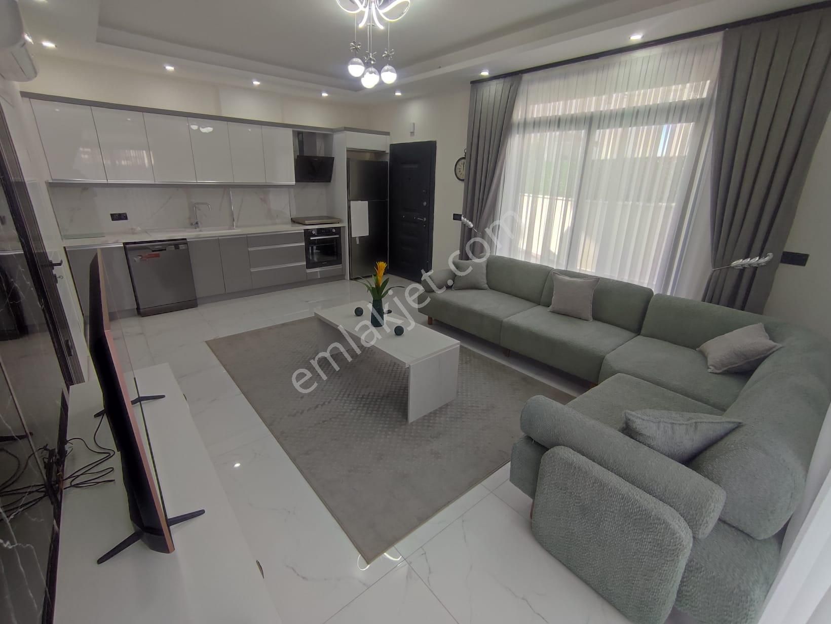 Çamlık Mahallesinde 3+1 Müstakil Havuzlu Bitişik Nizam Villa