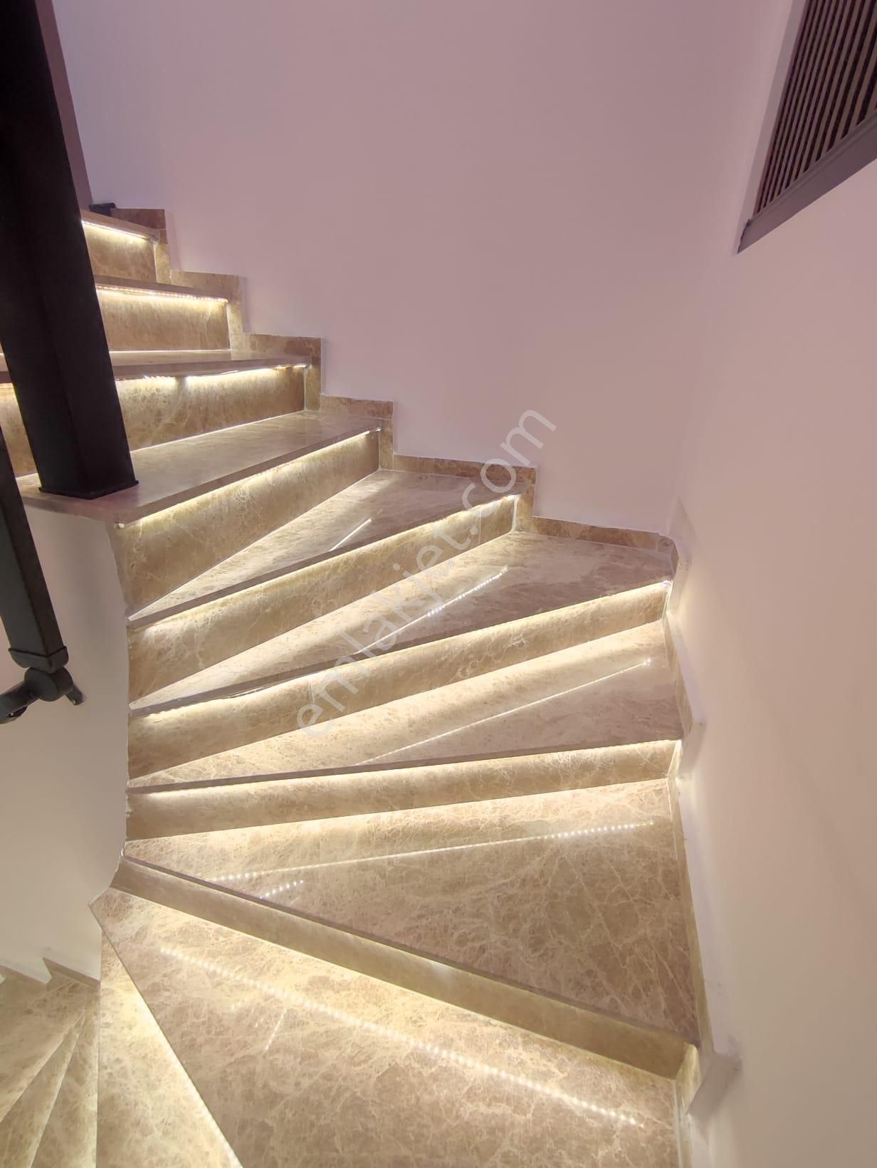 Çamlık Mahallesinde 3+1 Müstakil Havuzlu Bitişik Nizam Villa - Görsel 15