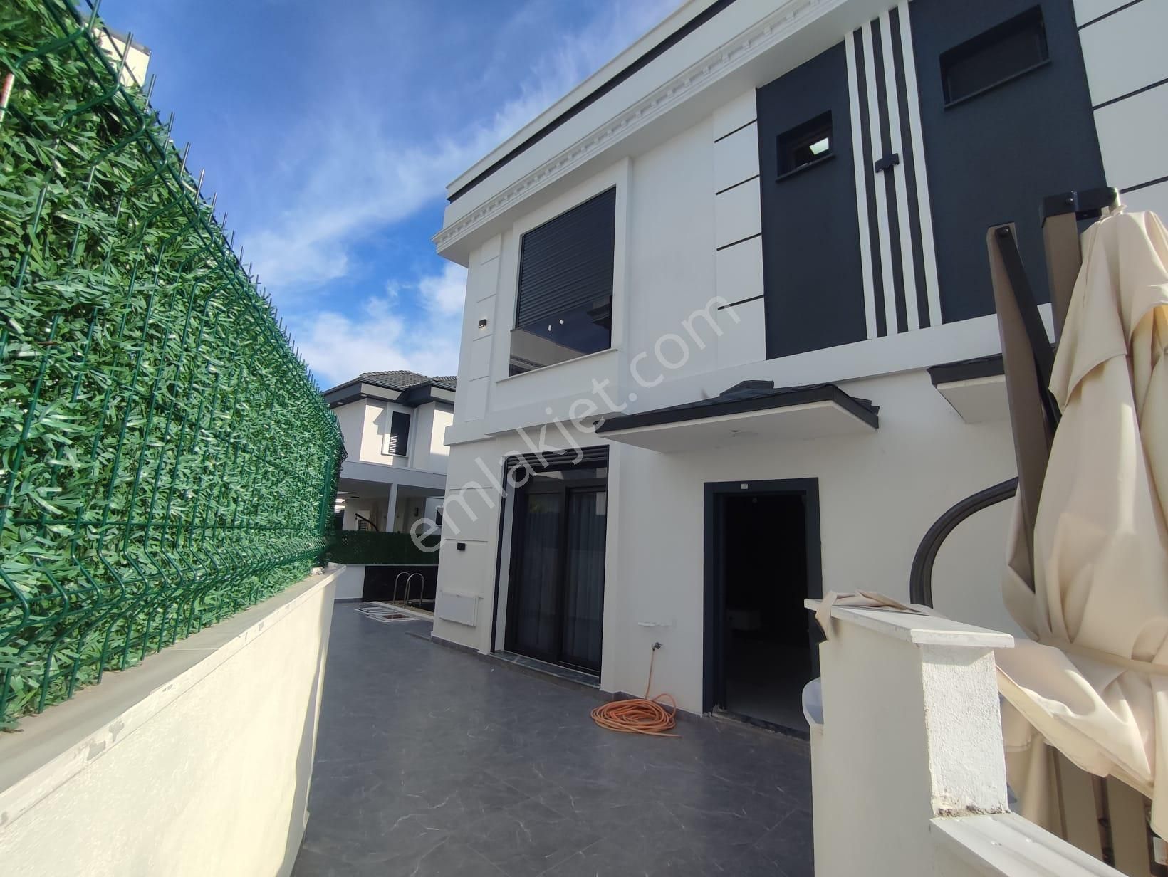 Çamlık Mahallesinde 3+1 Müstakil Havuzlu Bitişik Nizam Villa - Görsel 5