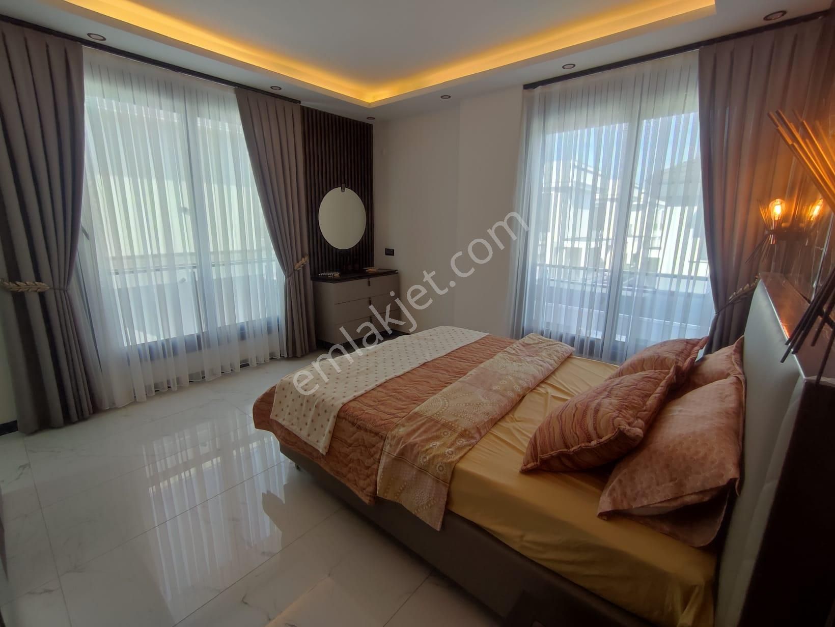 Çamlık Mahallesinde 3+1 Müstakil Havuzlu Bitişik Nizam Villa - Görsel 22