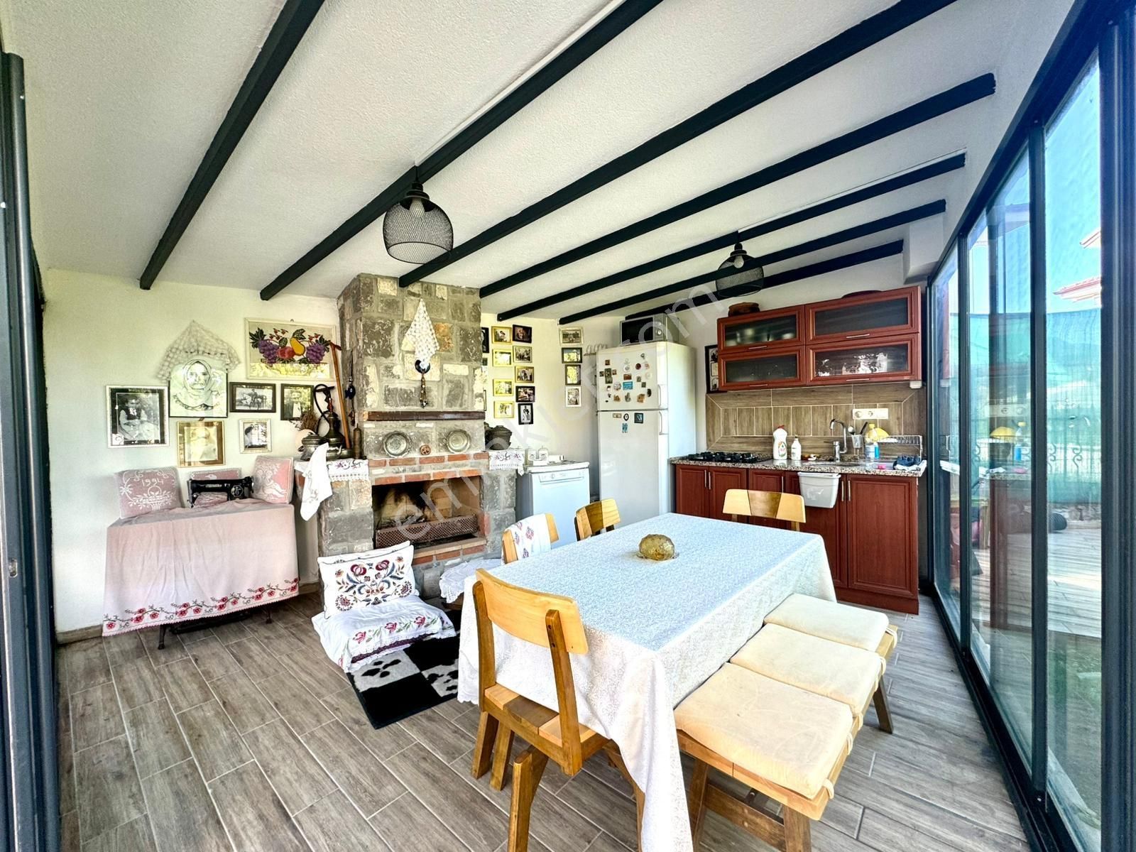Stoptan Hisarönü'nde 543m² Arsa İçerisinde 4+1 Eşyalı Müstakil - Görsel 30
