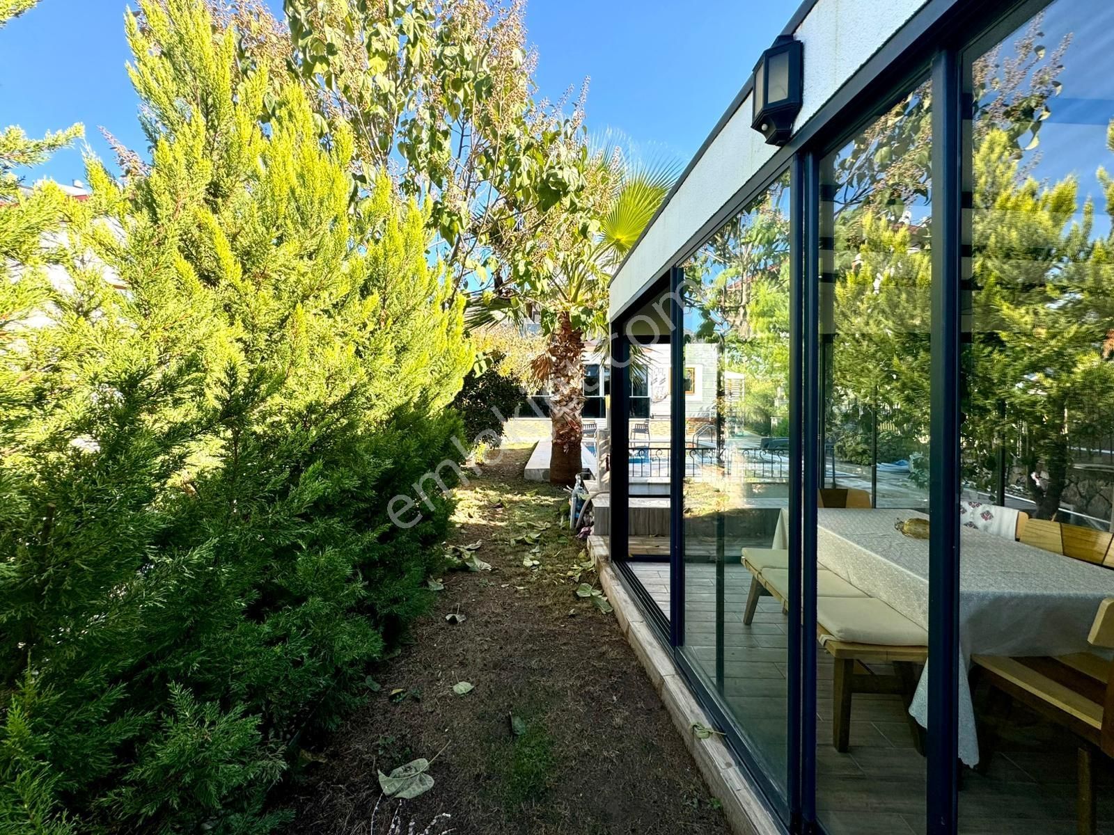 Stoptan Hisarönü'nde 543m² Arsa İçerisinde 4+1 Eşyalı Müstakil - Görsel 15