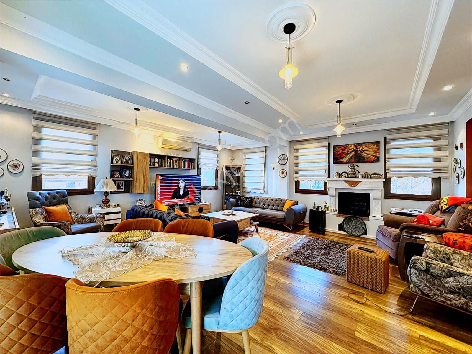 Stoptan Hisarönü'nde 543m² Arsa İçerisinde 4+1 Eşyalı Müstakil - Görsel 11