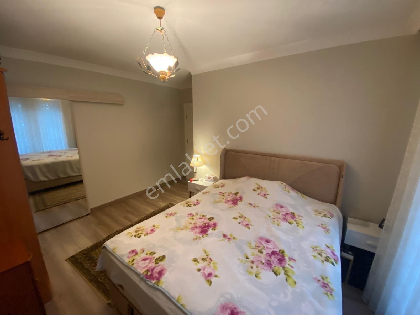 Orka'dan Kozyatağı Avşar Sokakta Balkonlu,kombili 85m² Net 2+1 - Görsel 7