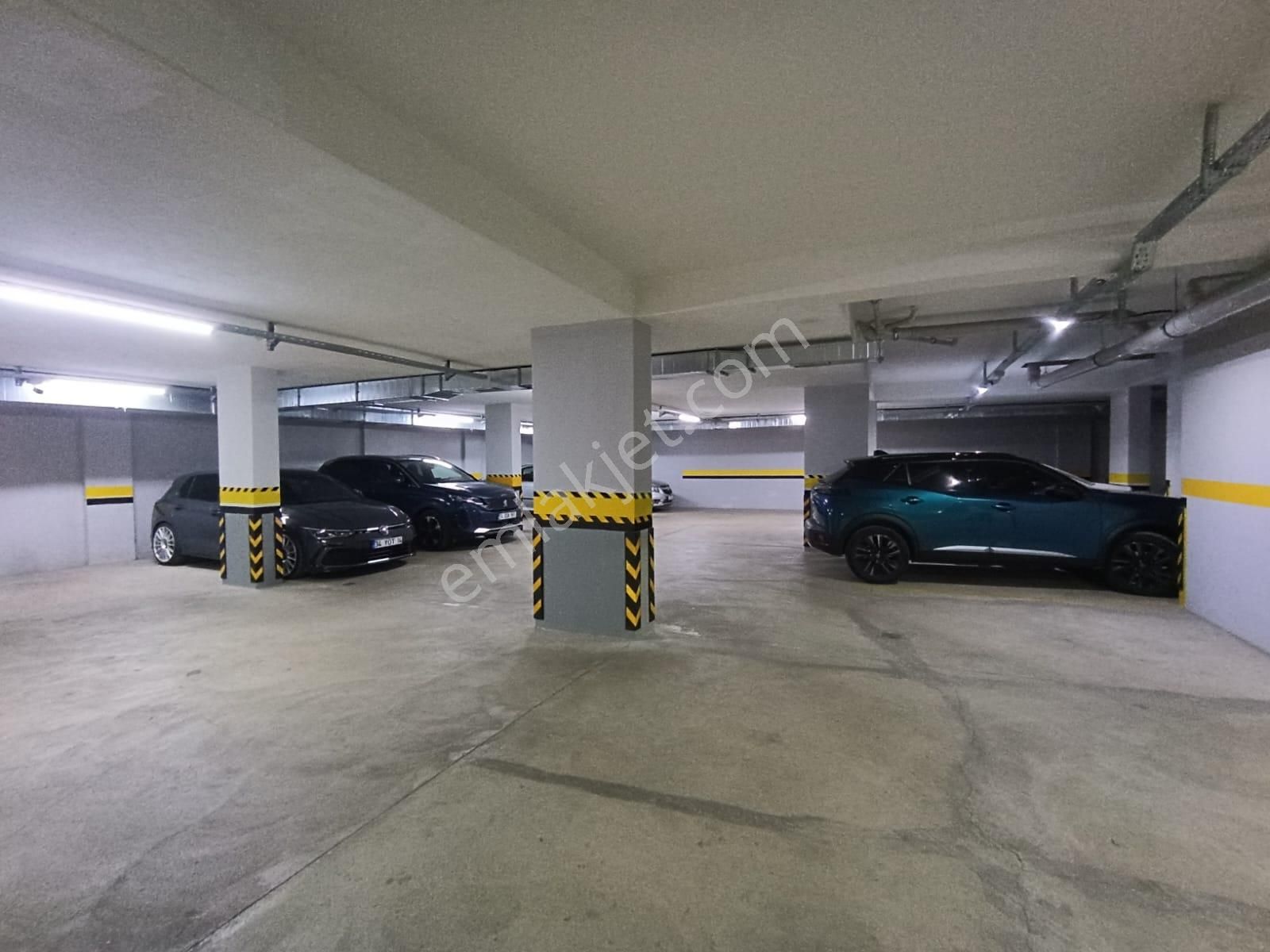 Orka'dan Kozyatağı Avşar Sokakta Balkonlu,kombili 85m² Net 2+1 - Görsel 4