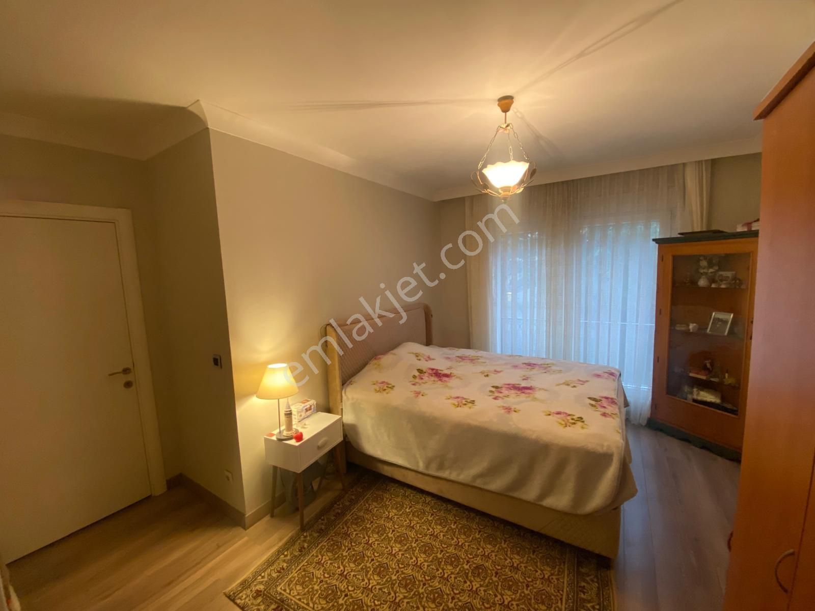 Orka'dan Kozyatağı Avşar Sokakta Balkonlu,kombili 85m² Net 2+1 - Görsel 4
