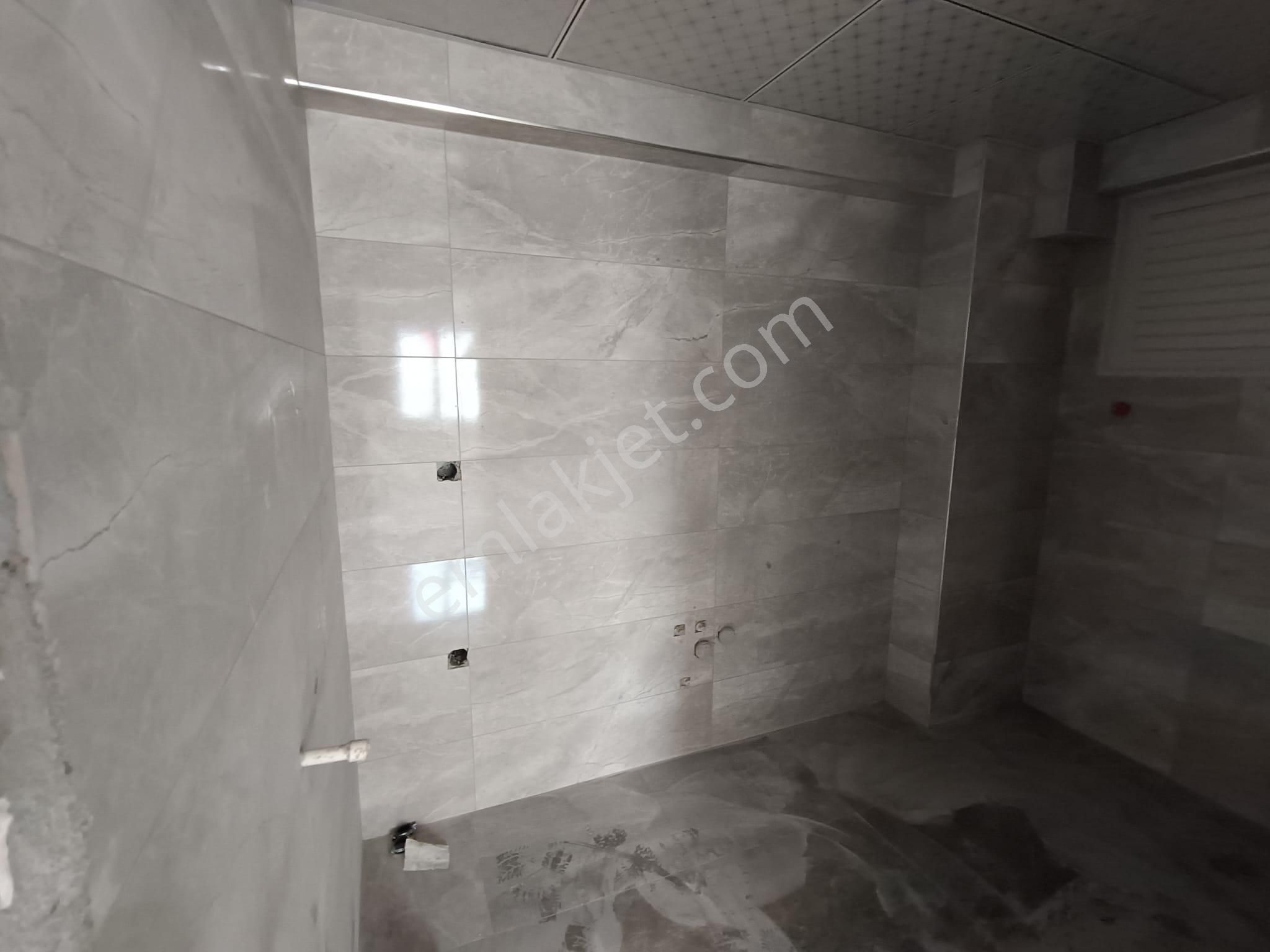 Hhavuzlu Güvenlikli Site İçi Satılık 2+1 Kapalı Mutfak Ebeveyn Banyolu Daire - Görsel 10