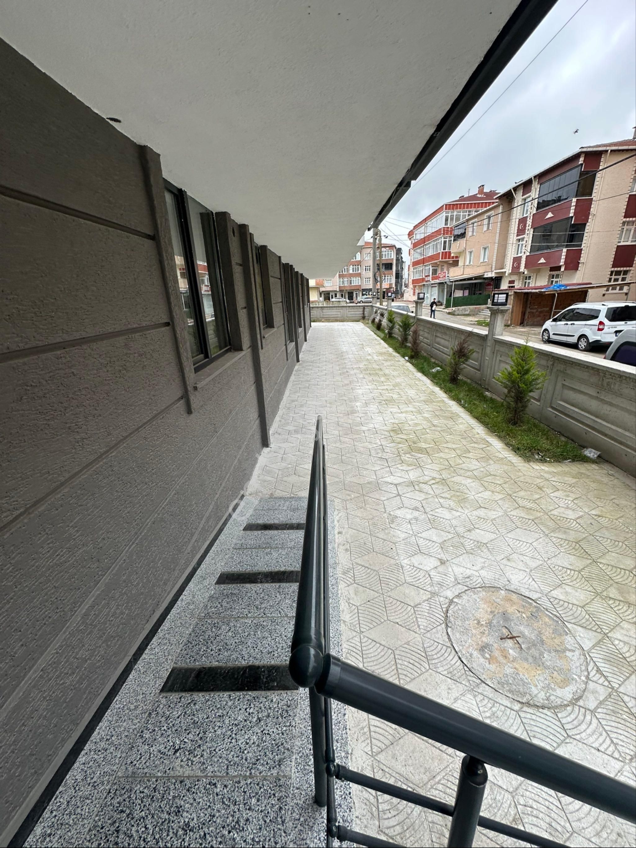 Okullar Bölgesinde Ultra Lüks Daire Ön Cephe İskanlı Otopark - Görsel 17