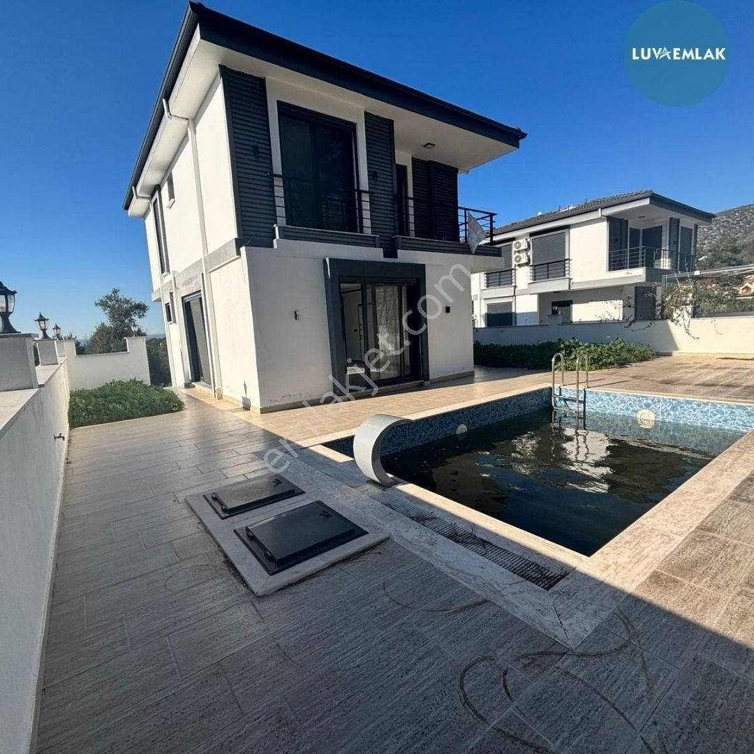 Didim Akbük'te Özel Havız Ve Bahçeli Tam Müstakil 3+1 Villa - Görsel 3
