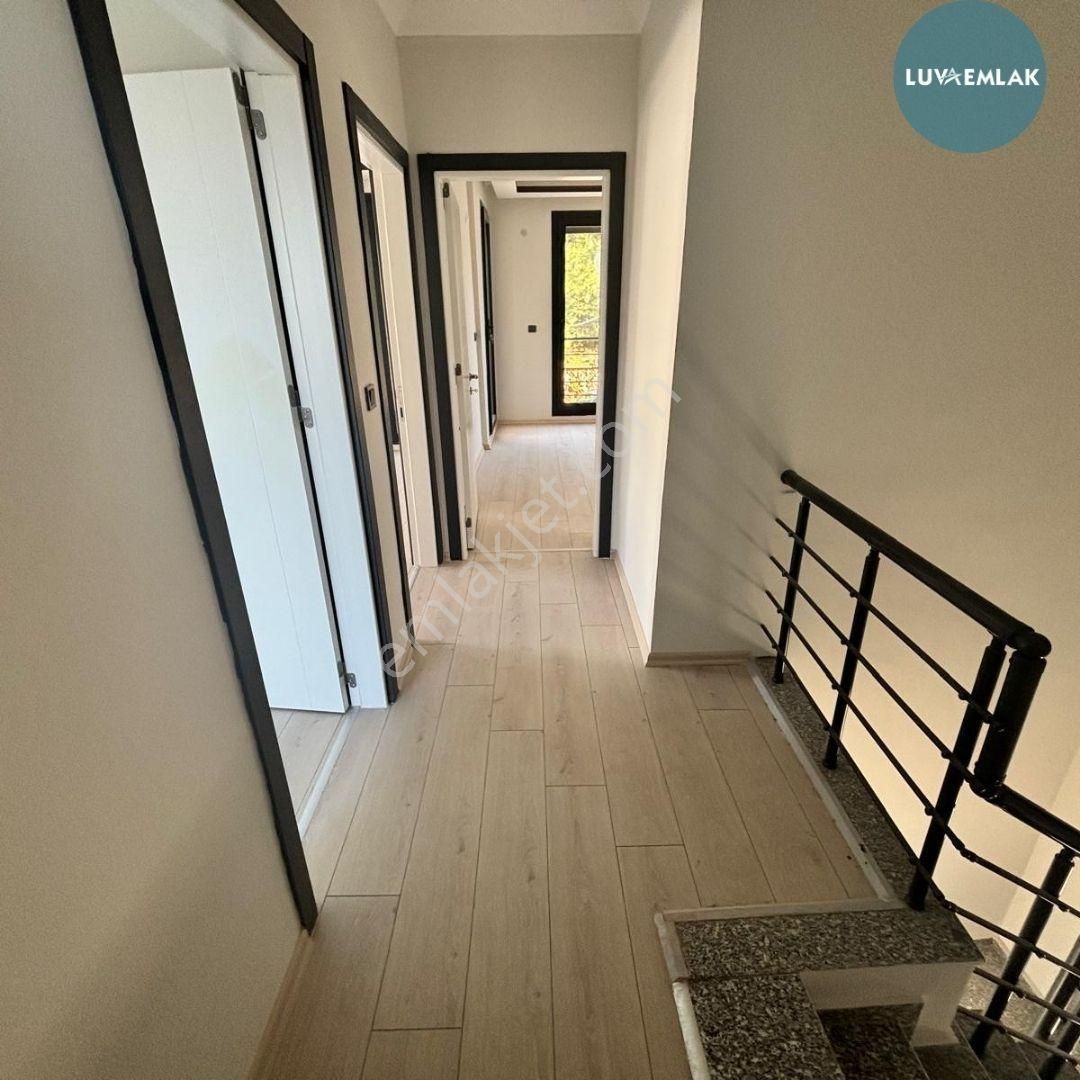 Didim Akbük'te Özel Havız Ve Bahçeli Tam Müstakil 3+1 Villa - Görsel 16