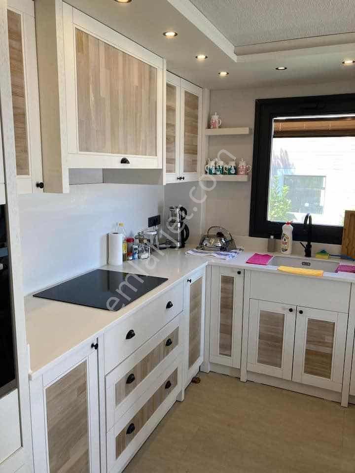 Bitezte Prestijli Sitede | 3+1 Özel Villa + 1+1 Müstemilat - Görsel 10