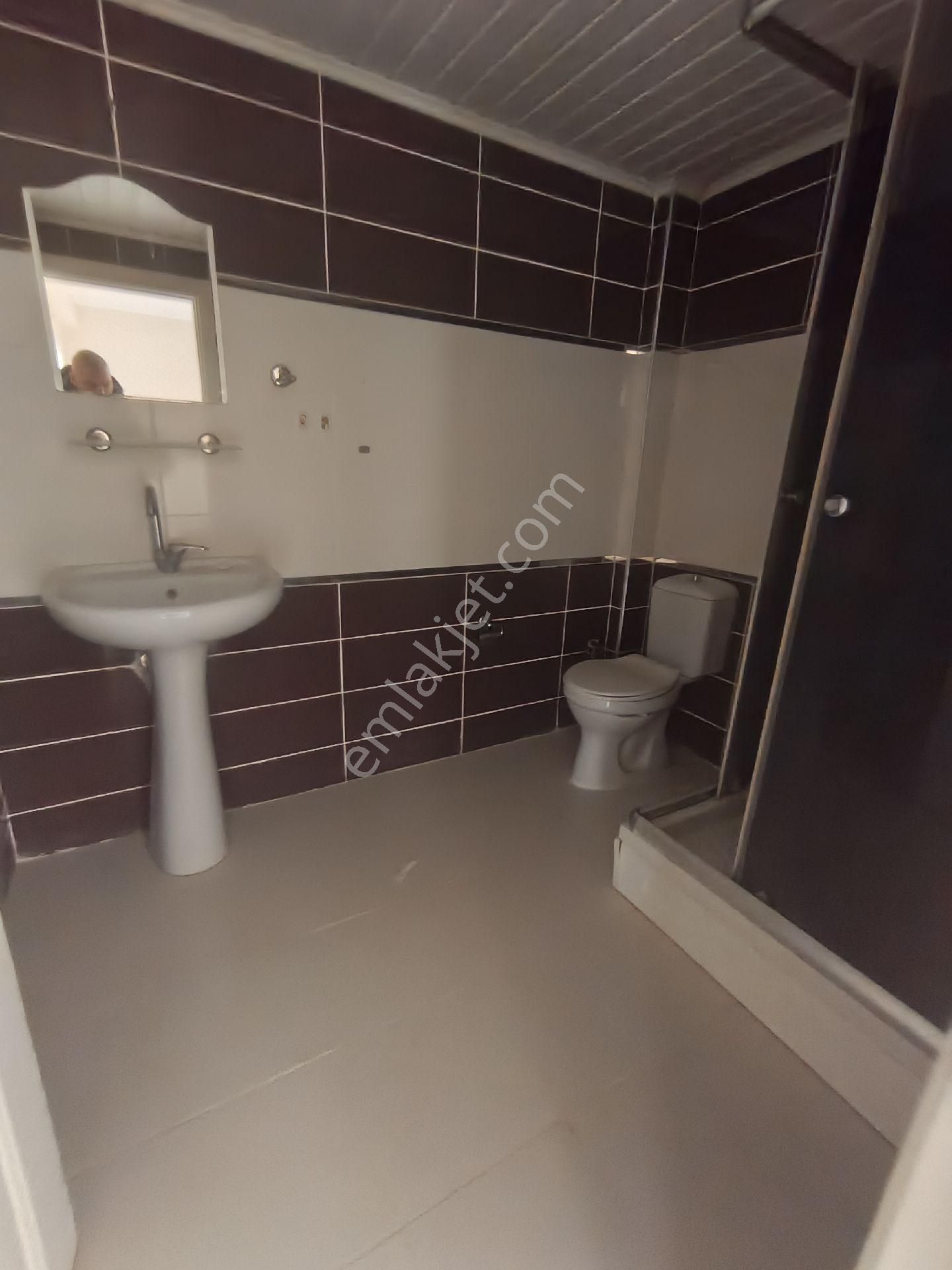 Çamlıca Mahallesinde Satılık 2+1 Daire - Görsel 8