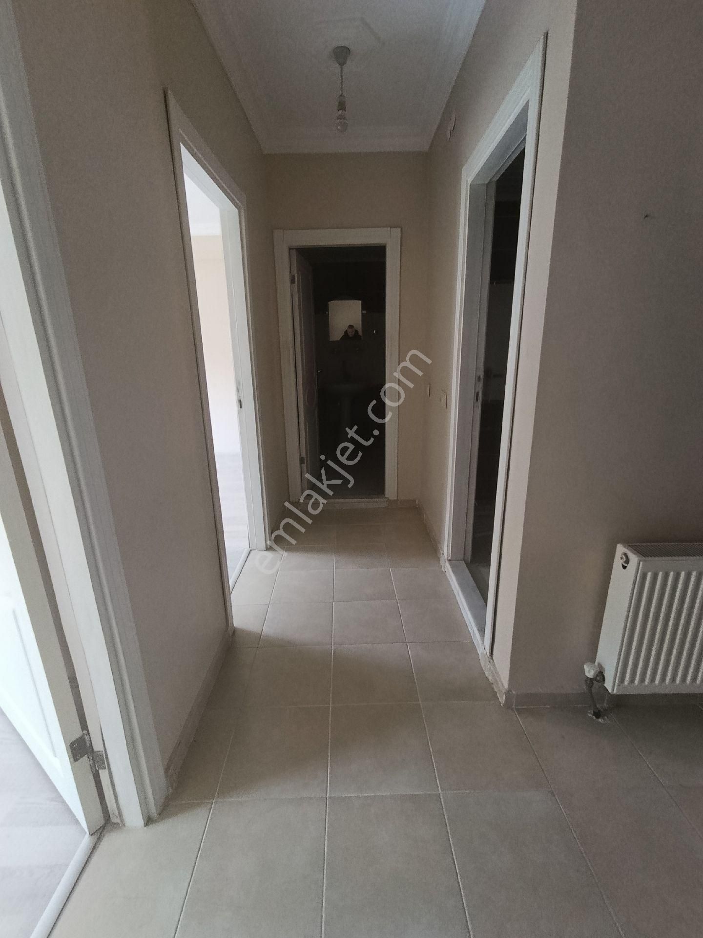 Çamlıca Mahallesinde Satılık 2+1 Daire - Görsel 11