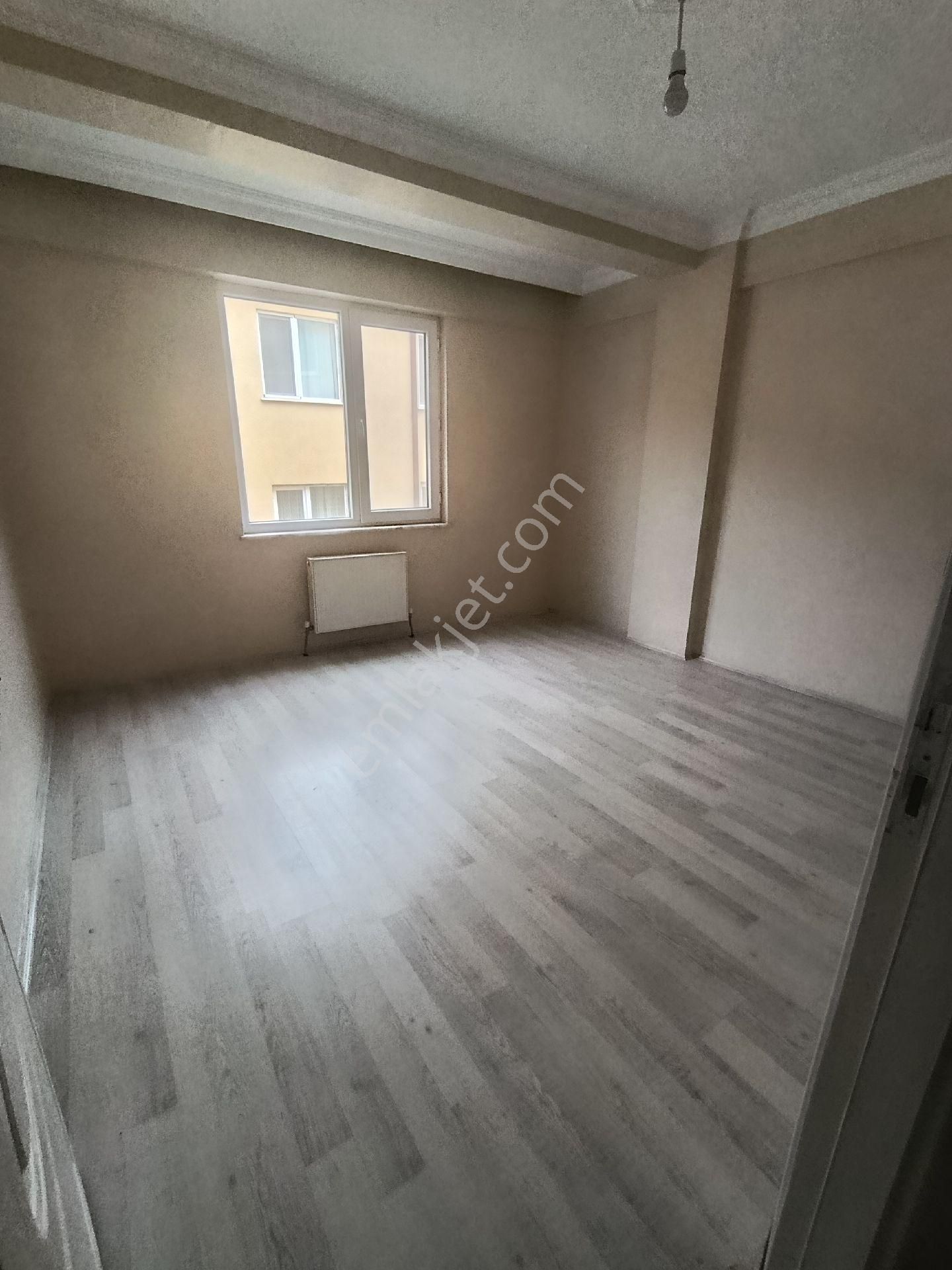 Çamlıca Mahallesinde Satılık 2+1 Daire - Görsel 5