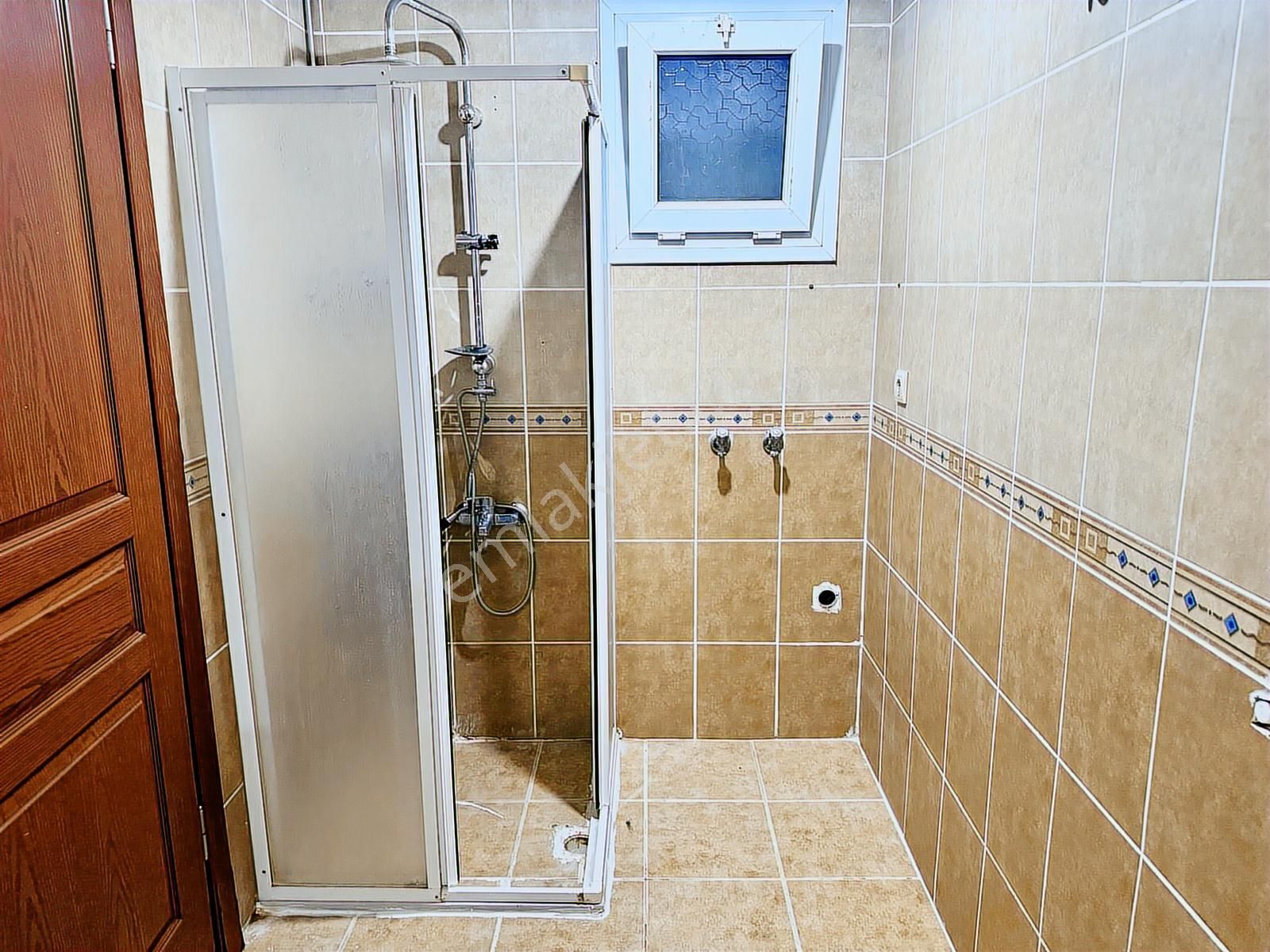 Bornova Erzene Mah 3+1 Özel Otoparklı Kiralık Daire - Görsel 2