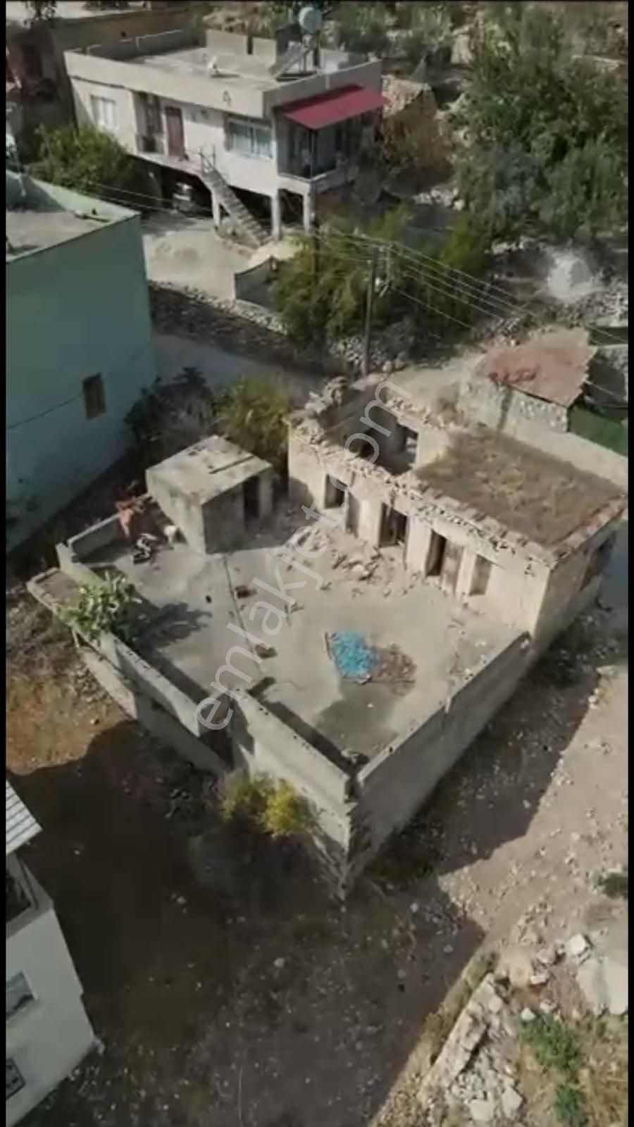 Çavak Mah.231 Arsa İçinde Kargır Ev