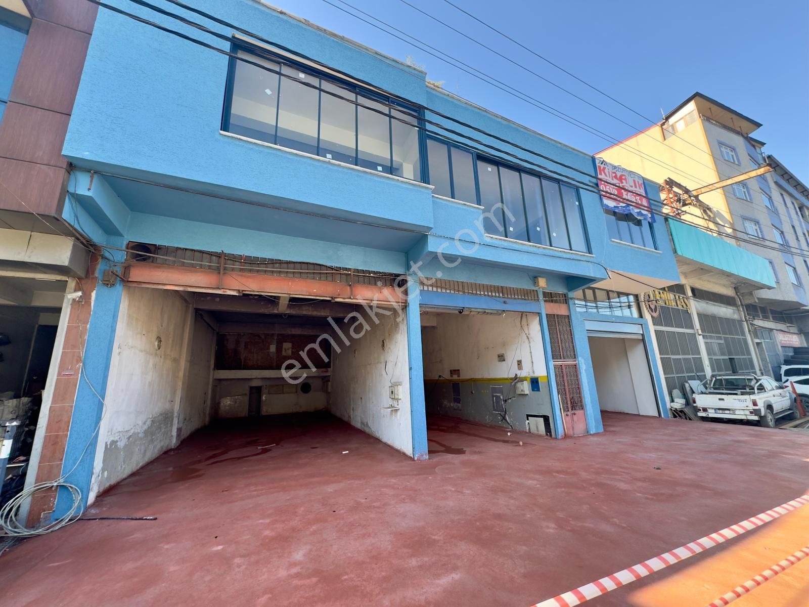Trabzon Erzurum Yol Üzerinde Kiralık Galeri Katlı İş Yeri - Görsel 5