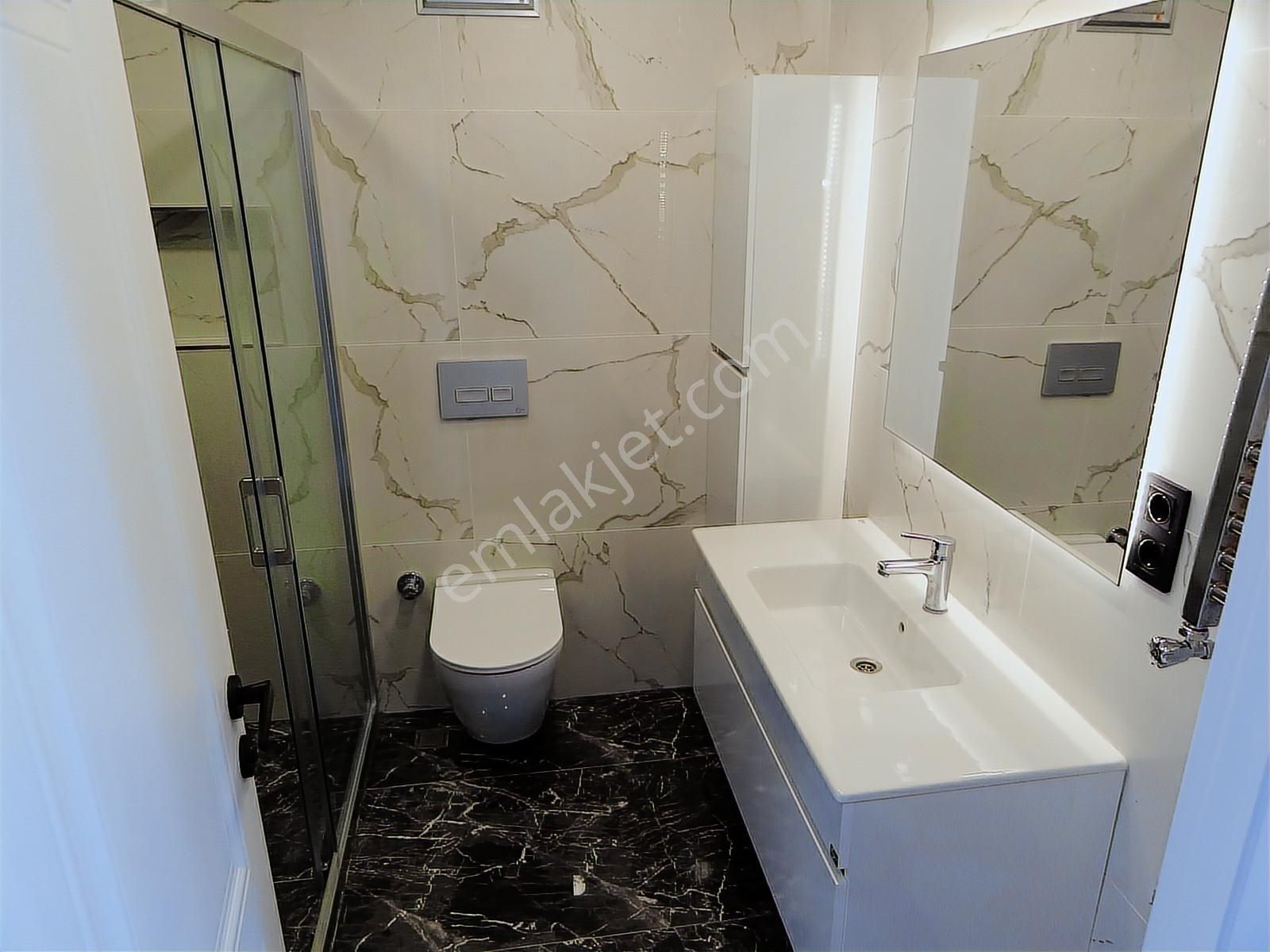 Bostancı Merkez Kombili Ebeveynli Balkonlu Sıfır Daire 3+1,140m2 - Görsel 31