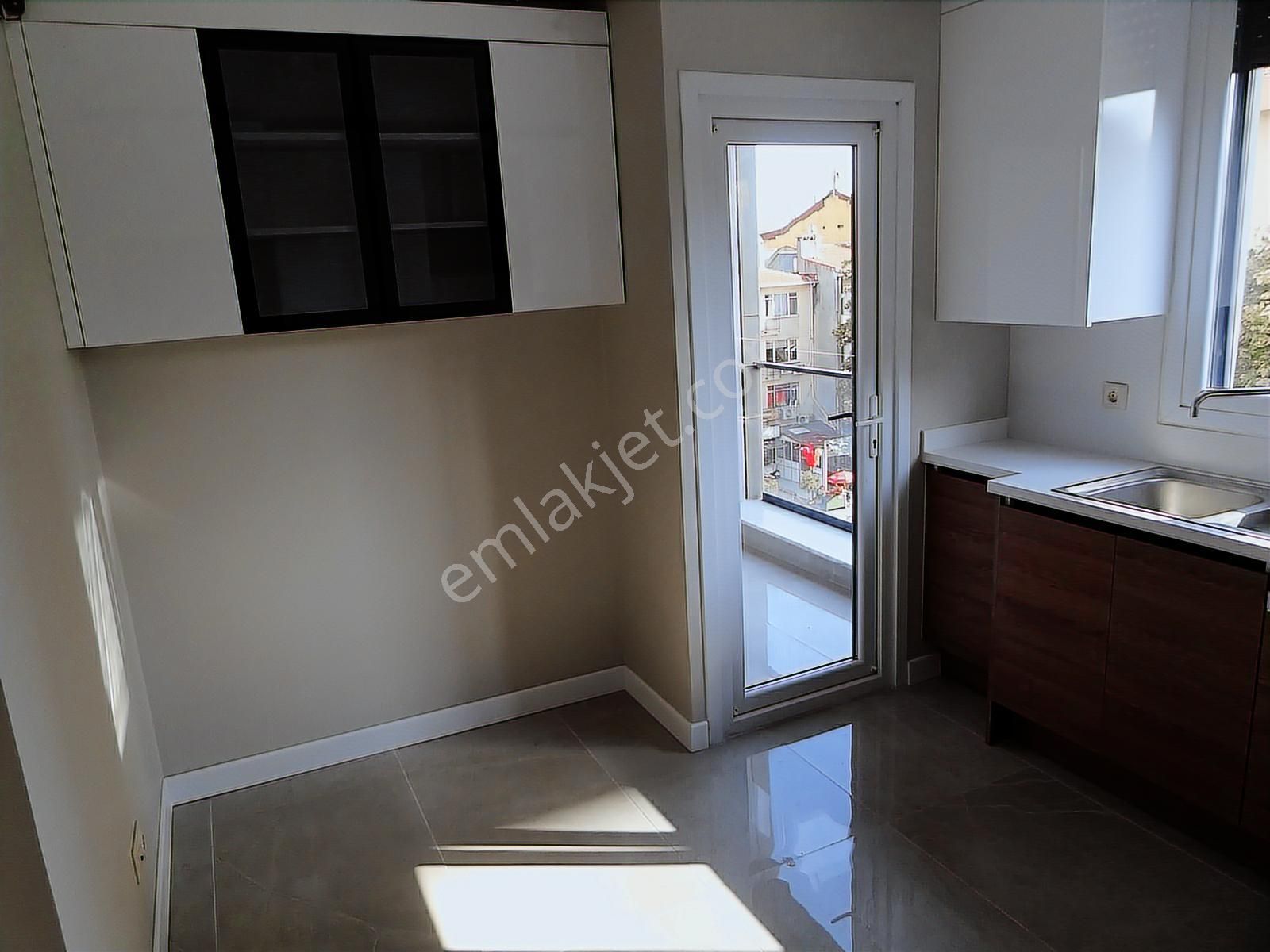 Bostancı Merkez Kombili Ebeveynli Balkonlu Sıfır Daire 3+1,140m2 - Görsel 27