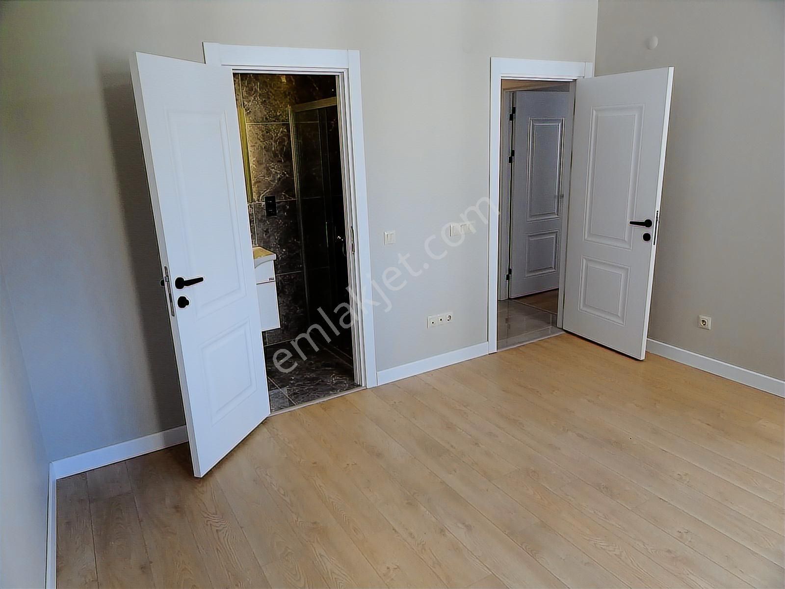 Bostancı Merkez Kombili Ebeveynli Balkonlu Sıfır Daire 3+1,140m2 - Görsel 30