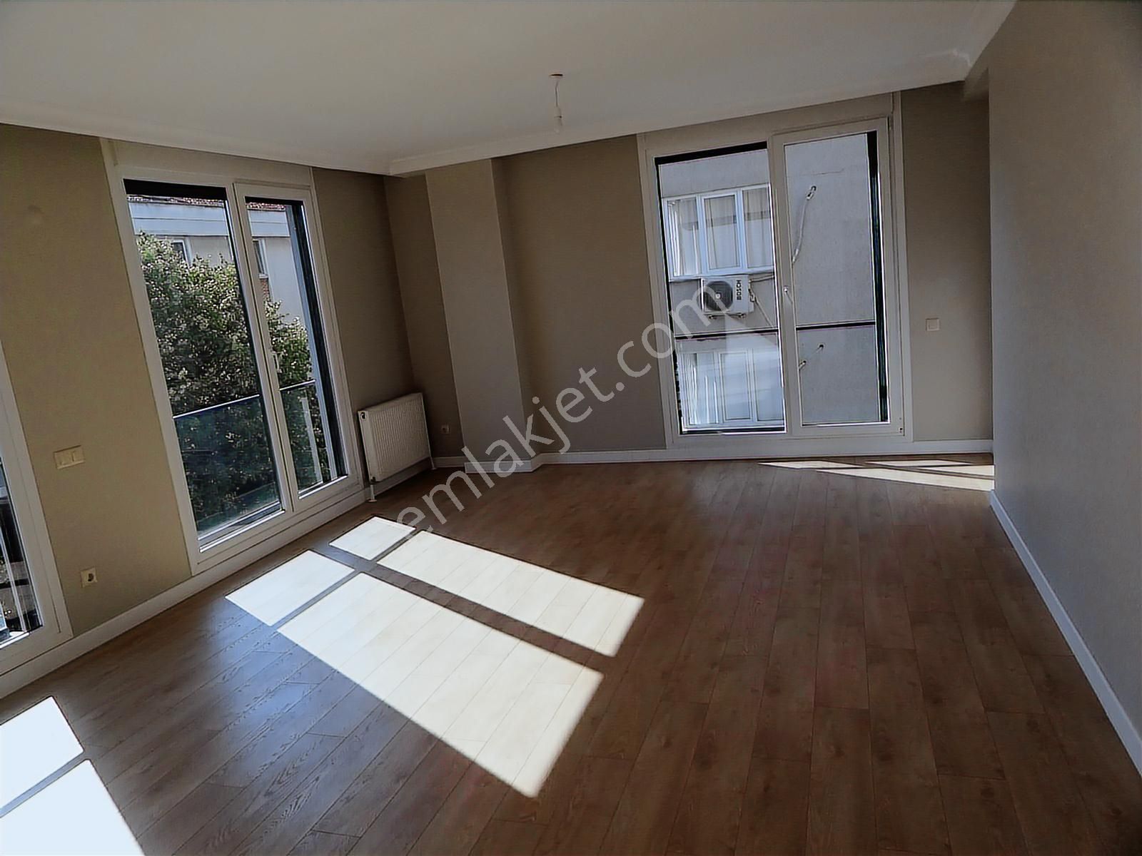 Bostancı Merkez Kombili Ebeveynli Balkonlu Sıfır Daire 3+1,140m2 - Görsel 22