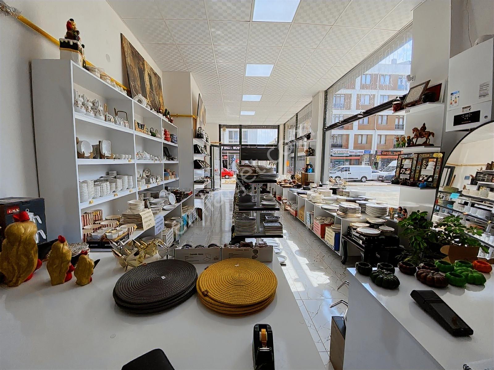 Bess'den Çamlıca Mahallesi Birlik Cad. Üzeri Satılık İş Yeri - Görsel 7