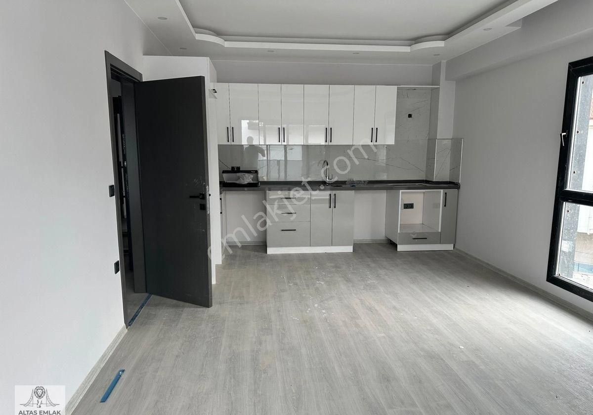 Milas Cumhuriyet Mahallesinde Site İçinde Yer Alan 3+1 Daire Kiralıktır - Görsel 8