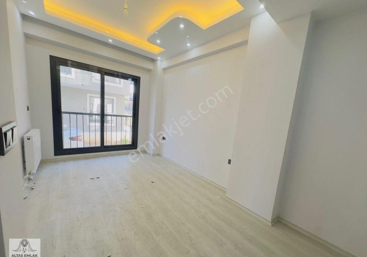 Milas Cumhuriyet Mahallesinde Ebeveyn Banyolu 2+1 Kiralıktır - Görsel 4