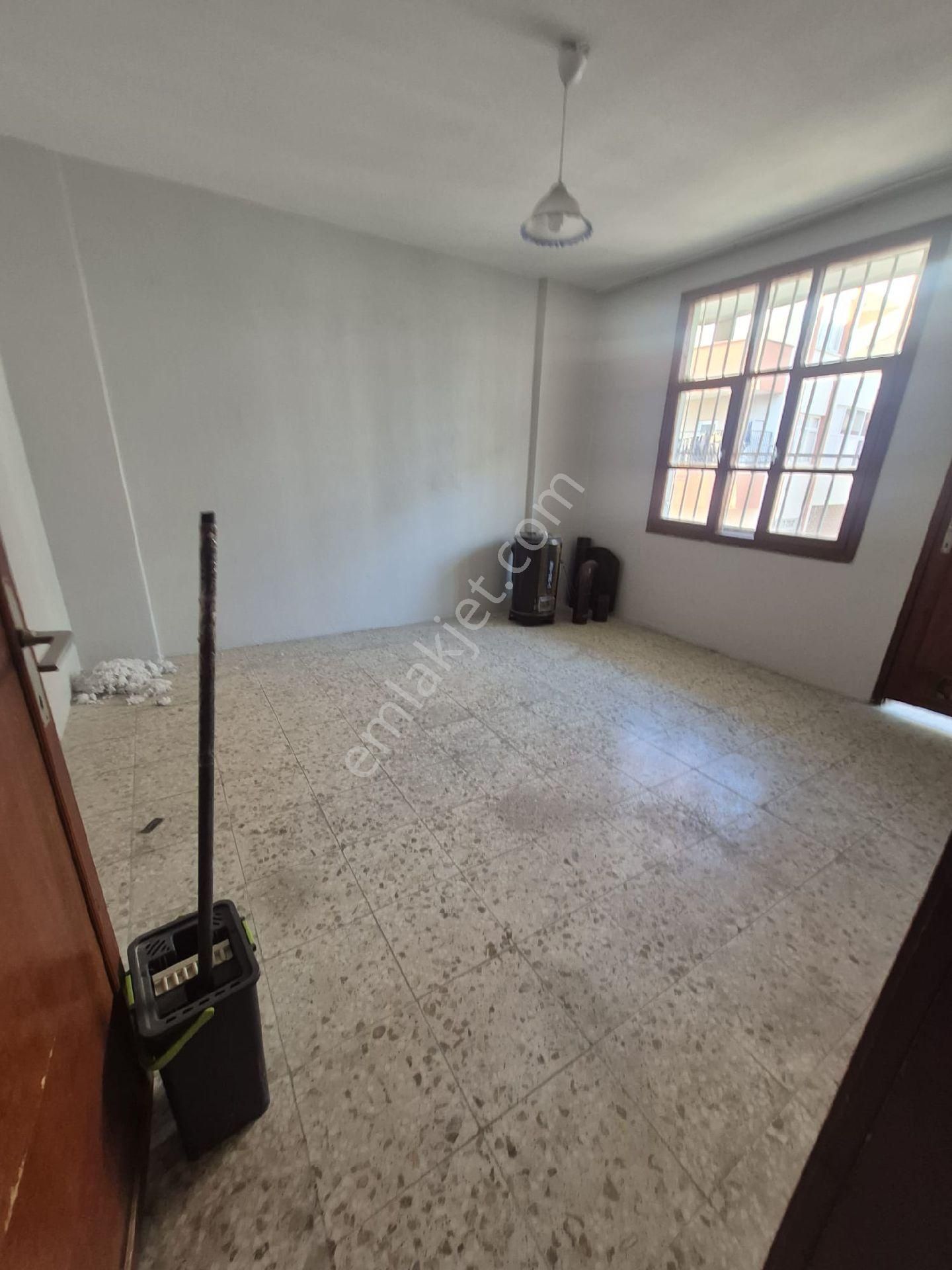 Yüreğir İsa Alatas Cevresi2+1 - Görsel 9