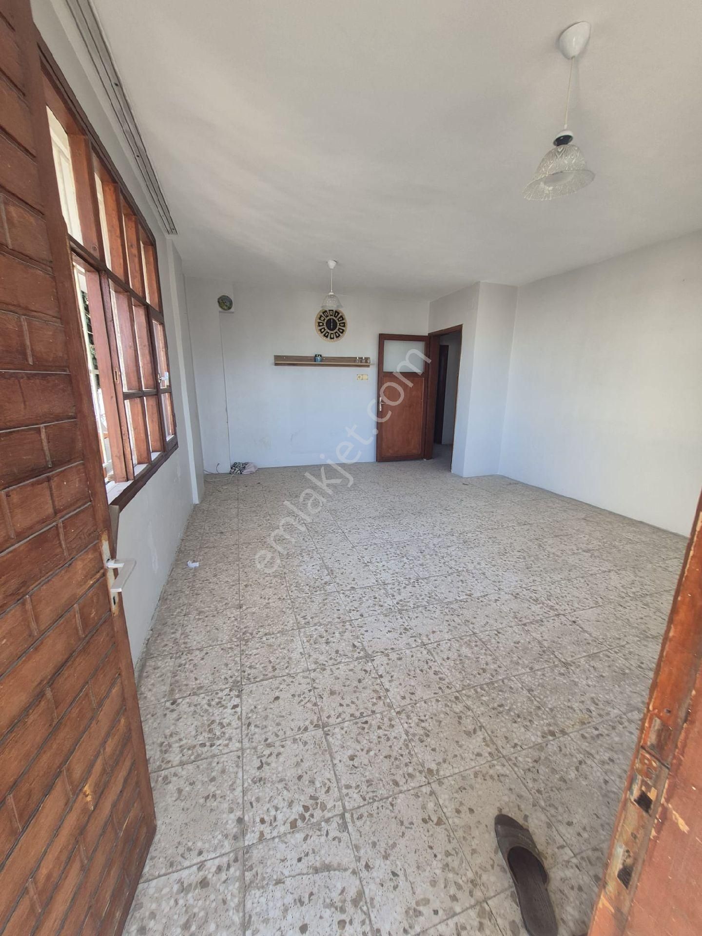 Yüreğir İsa Alatas Cevresi2+1 - Görsel 4