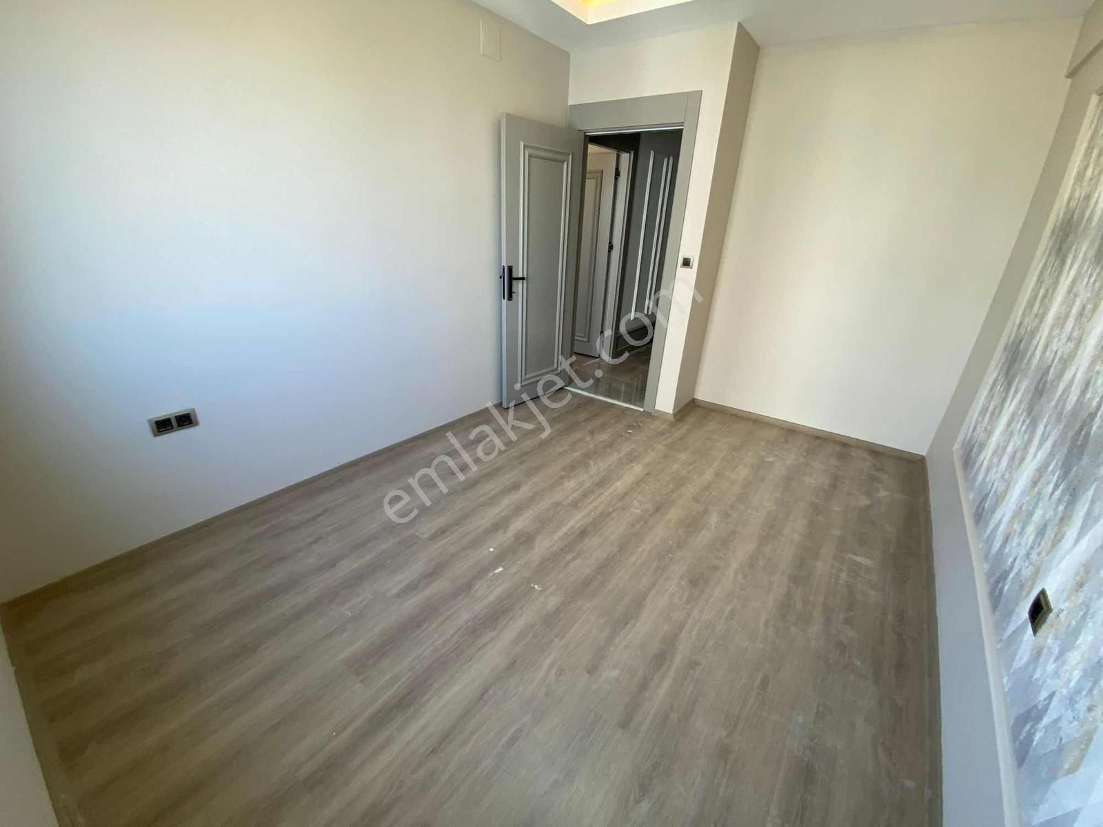 Protokol Yolu Üzerinde Sıfır Yapı 3,5+1 Vadi Manzaralı - Görsel 27