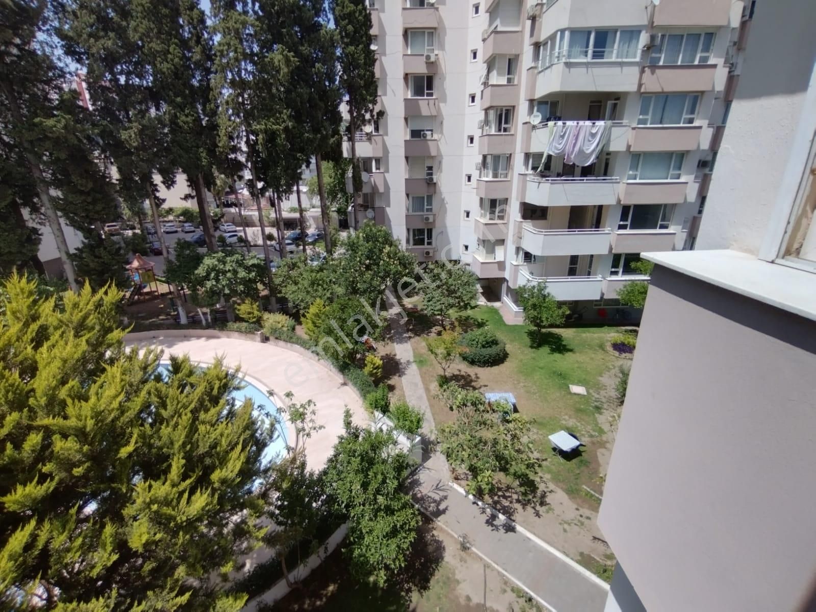 Laura Kavşağı'nda Mobilyalı 1+1 Daire - Görsel 4