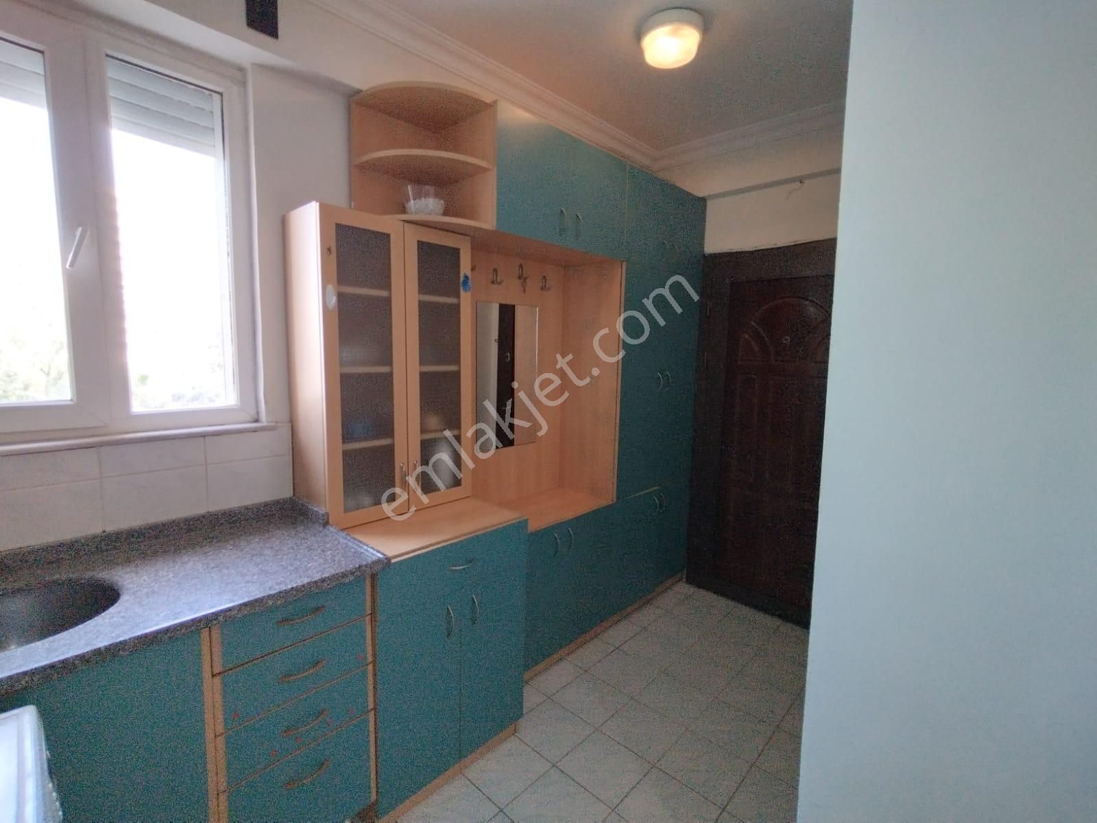 Laura Kavşağı'nda Mobilyalı 1+1 Daire - Görsel 12