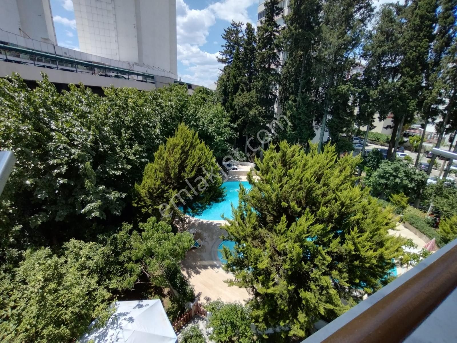 Laura Kavşağı'nda Mobilyalı 1+1 Daire - Görsel 17