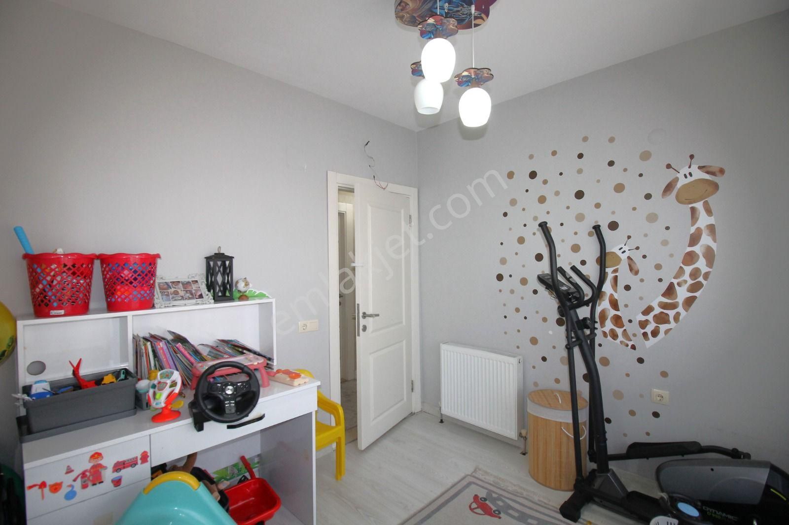 Üstünkent'ten Çiftlikköy'de 3+1 Masrafsız Fırsat Daire - Görsel 10