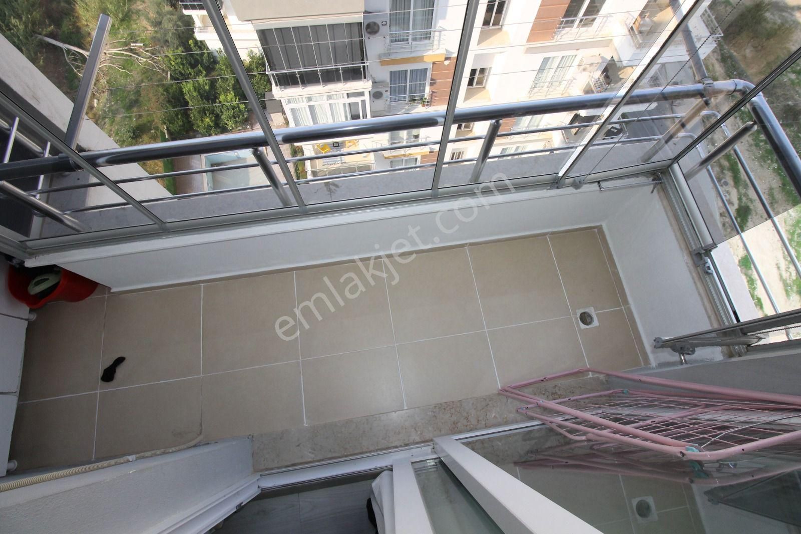 Üstünkent'ten Çiftlikköy'de 3+1 Masrafsız Fırsat Daire - Görsel 15