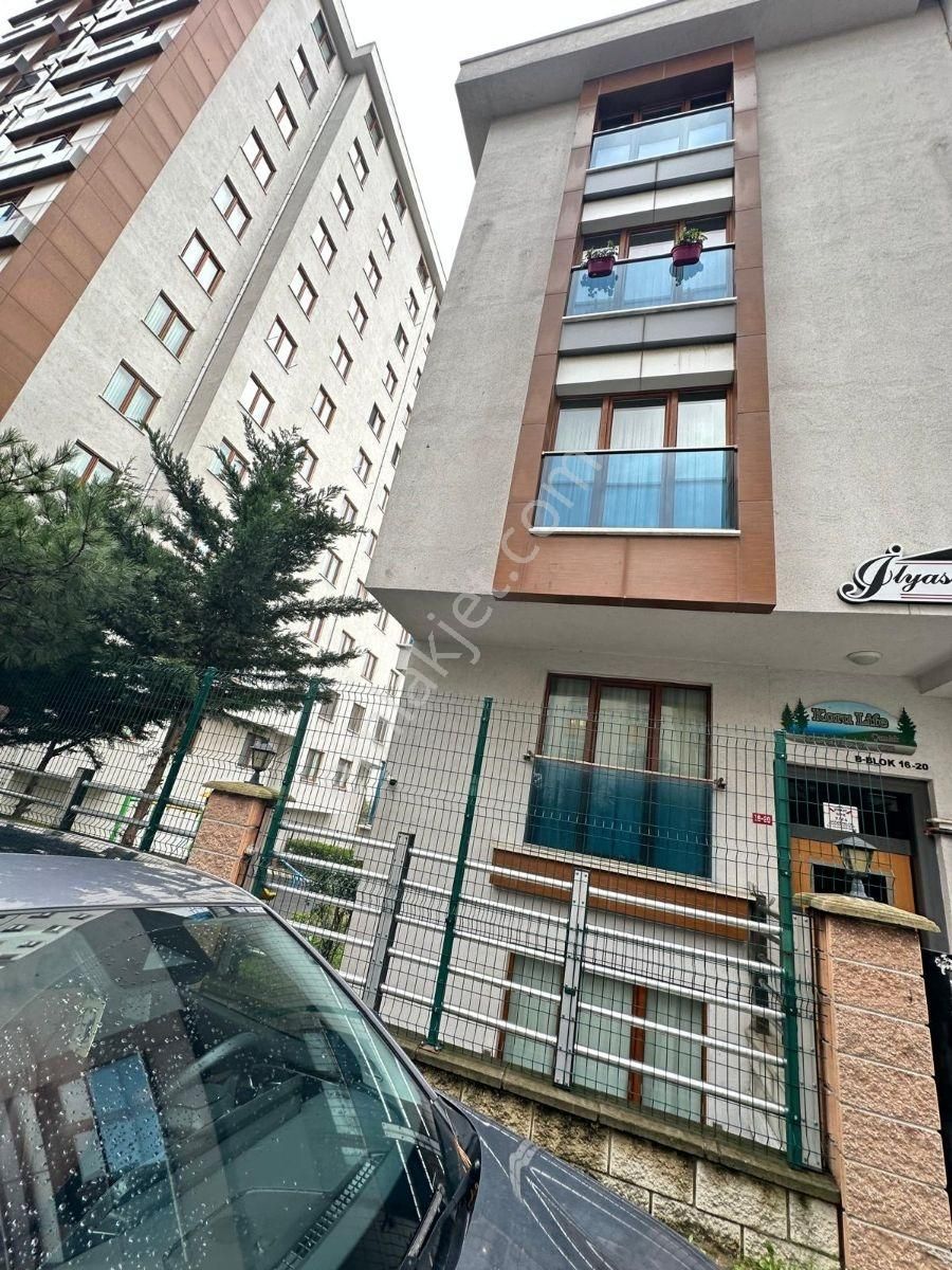 Finans Merkezine Komşu Site İçerisinde Büyük M2 1 +1 - Görsel 9