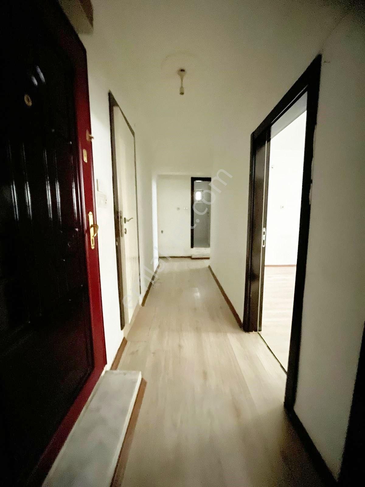 Koza Emlak'tan Mareşal Çakmak Mahalesinde Yapılı Satılık Dairee - Görsel 31