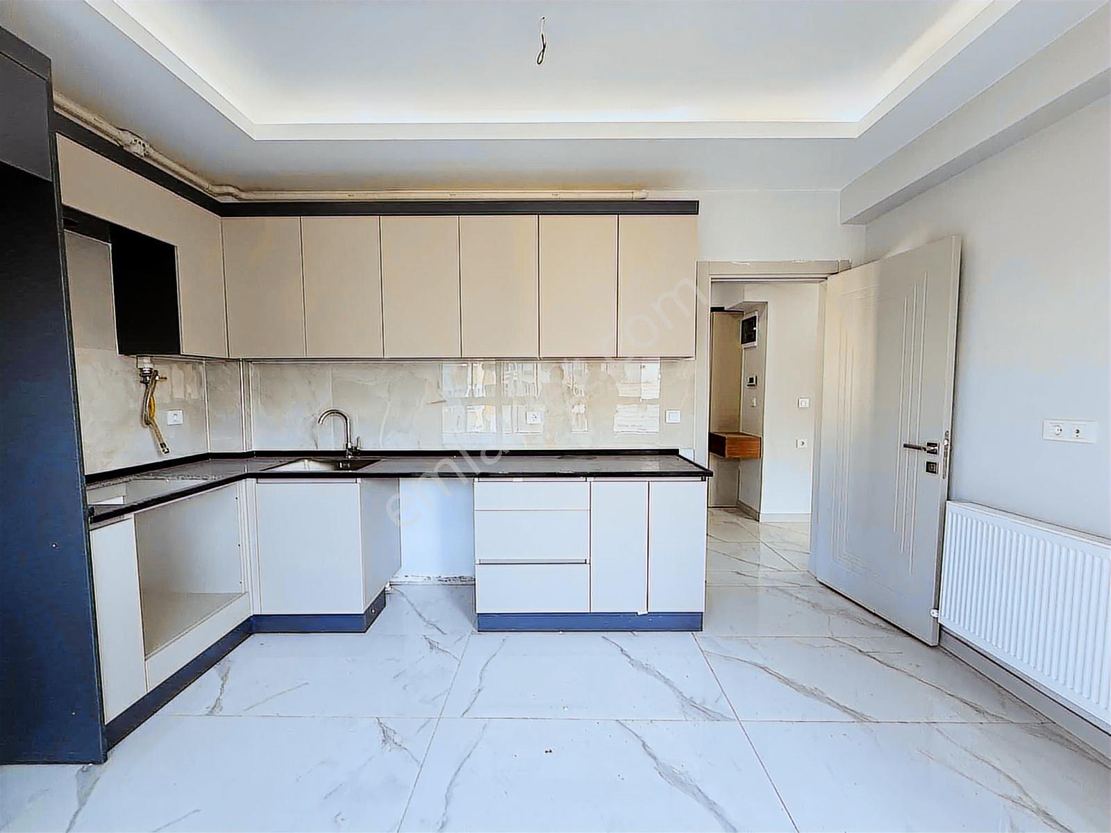 Uygan'dan Ertuğrul Mah. 2+1 100m² Çarşıda Ultra Lüx Daire - Görsel 16