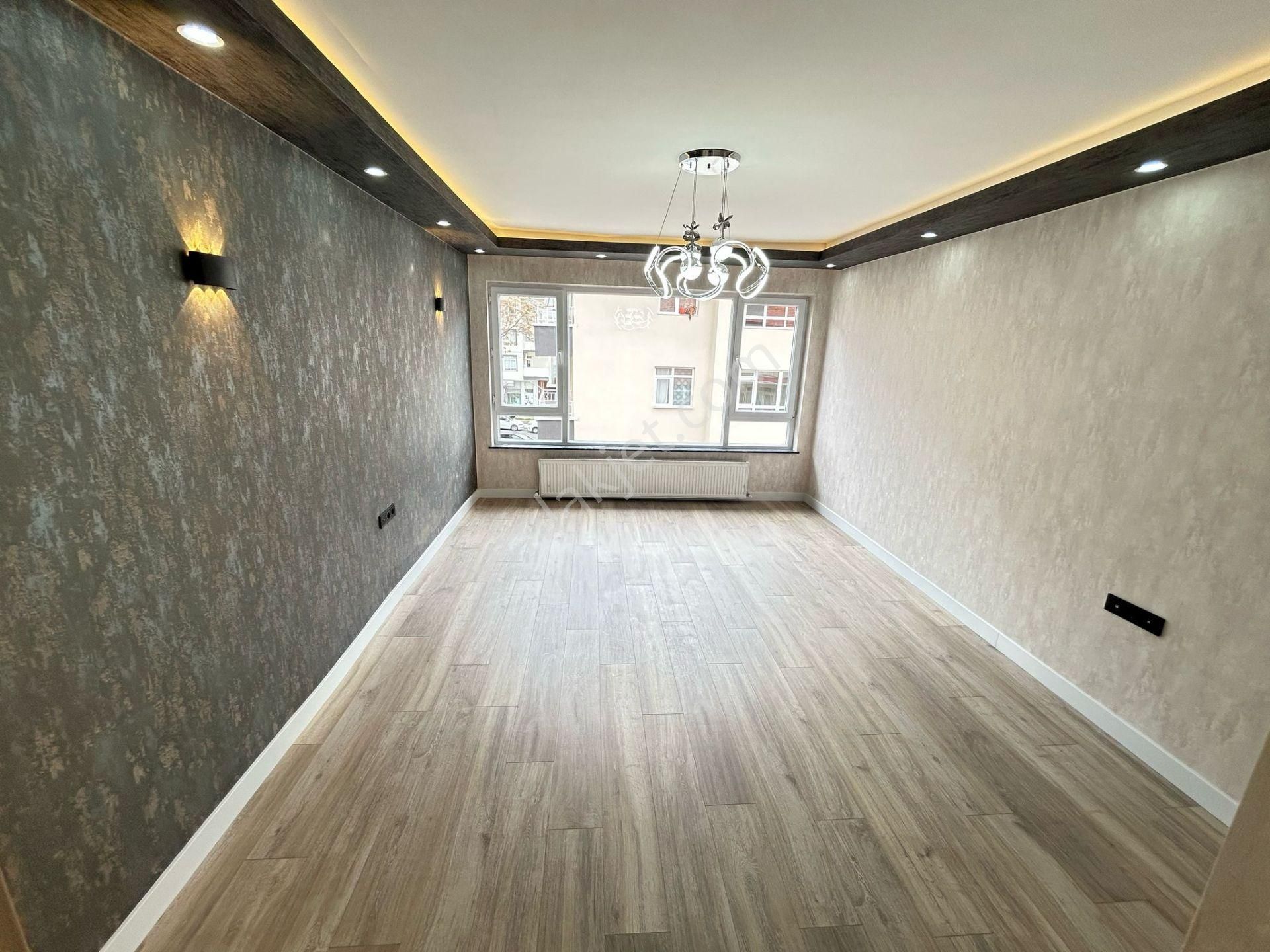 Taner'den Dikmen Nakış Sokak'ta 3+1 Süper Lüks Üst Kat Ebeveyn Banyolu - Görsel 6