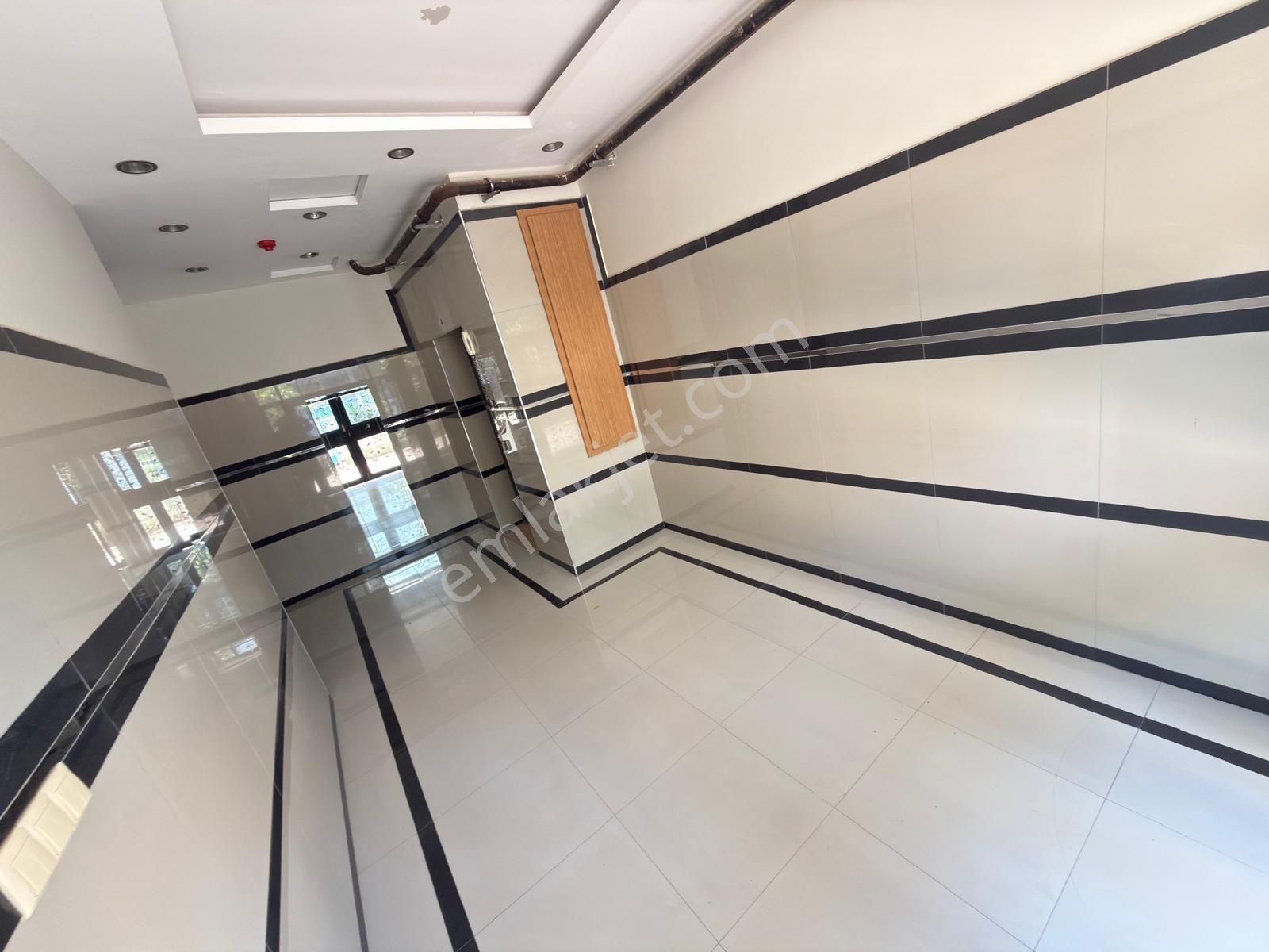 Adana Çukurova Huzurevleri Mah. Satılık 3+1 Daire Açık Mutfak İskanlı Ebeveyn Banyolu Giyinme Odalı - Görsel 3