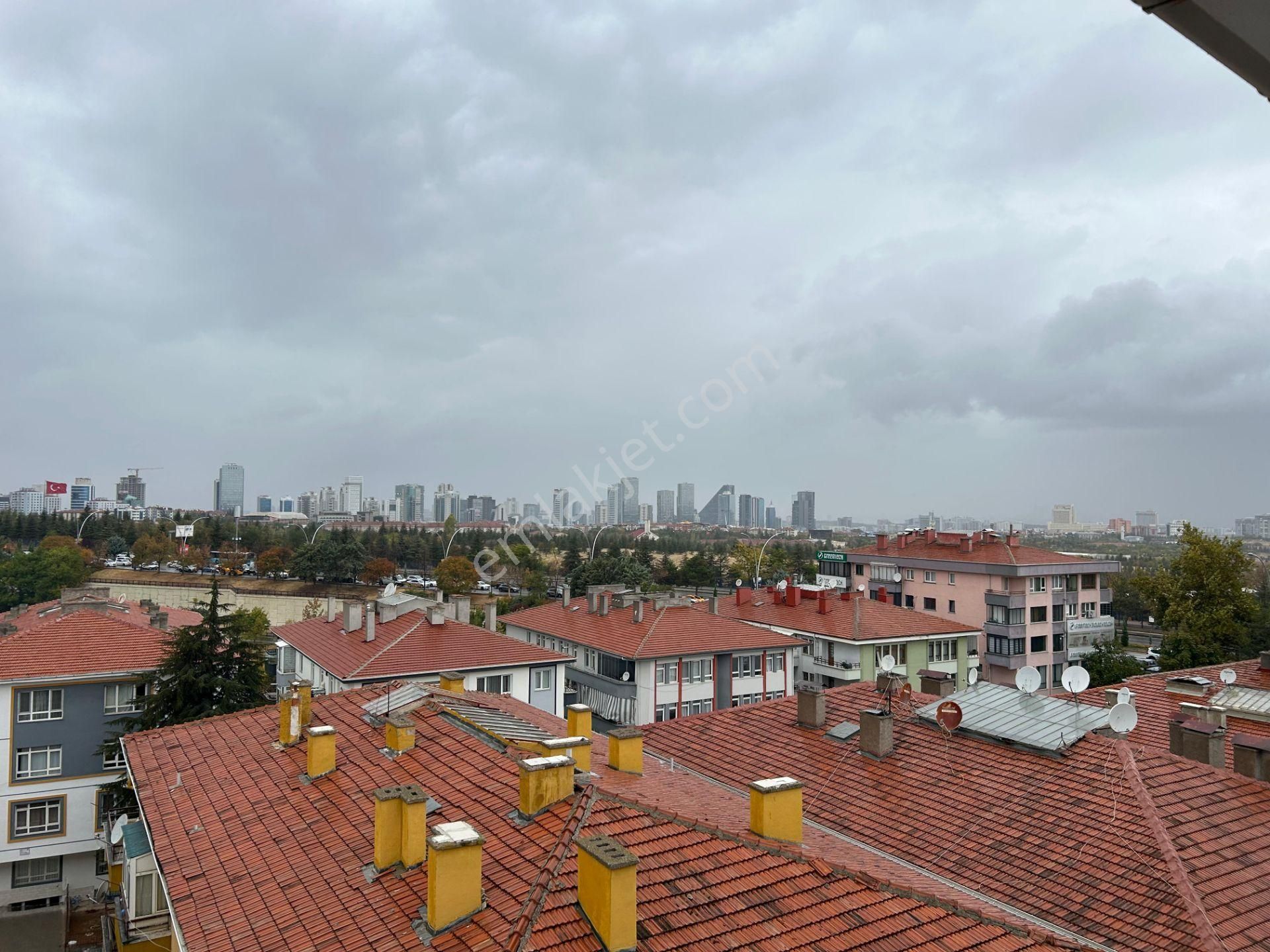 Taner'den Sokullu Cadde Üzeri Ç.emeç Yanı 3+1 Manzaralı Süper Lüks - Görsel 23