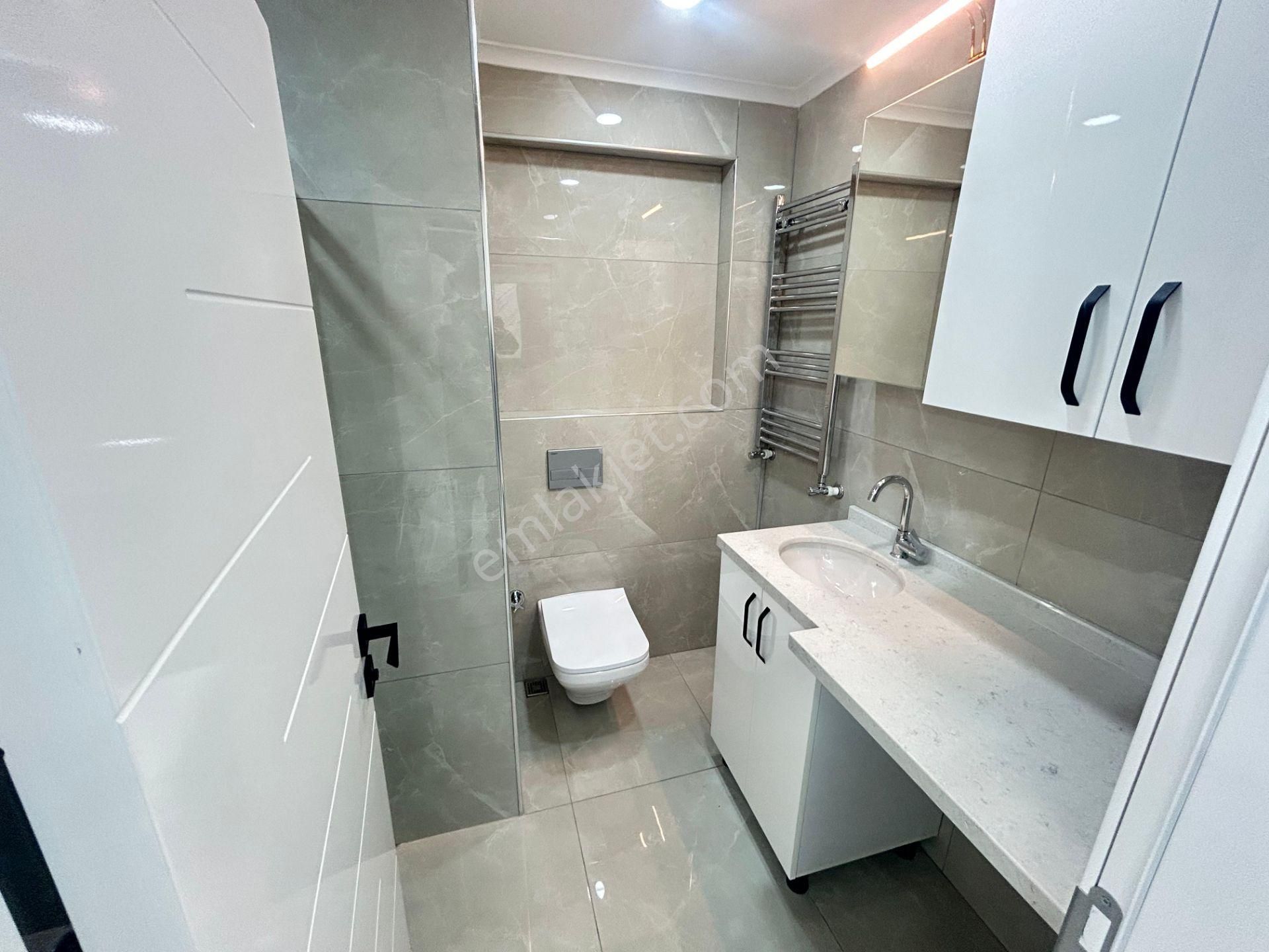 Taner'den Sokullu Cadde Üzeri Ç.emeç Yanı 3+1 Manzaralı Süper Lüks - Görsel 6