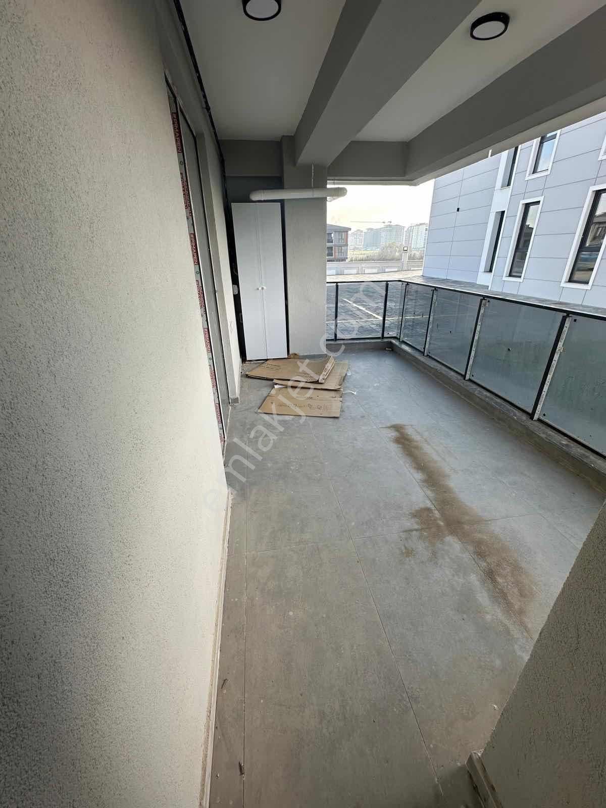 Hürriyet Mahallesi Site İçerisinde 3+1 Bahçe Katı Satılık Daire - Görsel 19